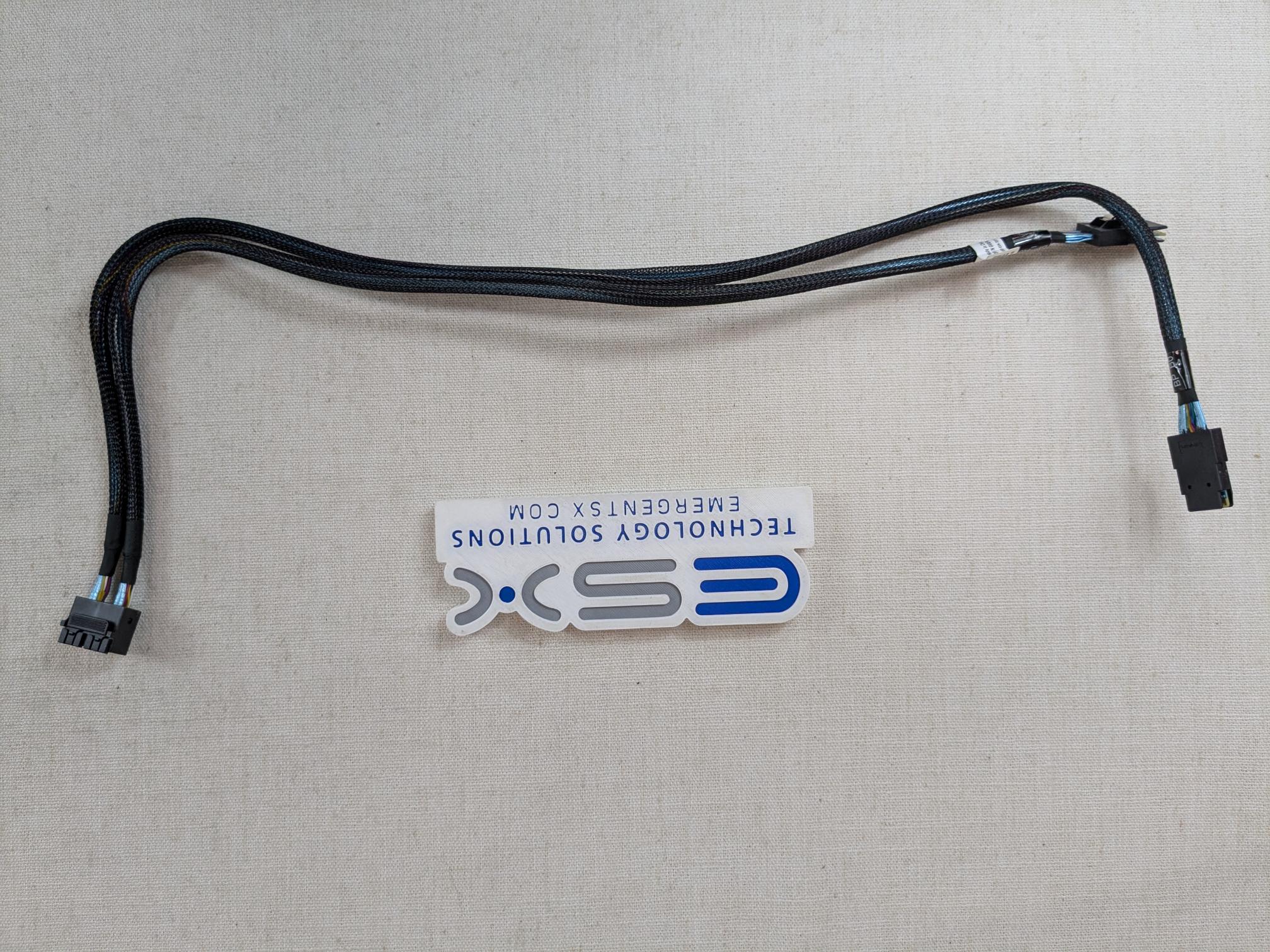 Dell XRFV4 PowerEdge T440 8x 3.5” LFF Backplane to PCIe SAS Cable