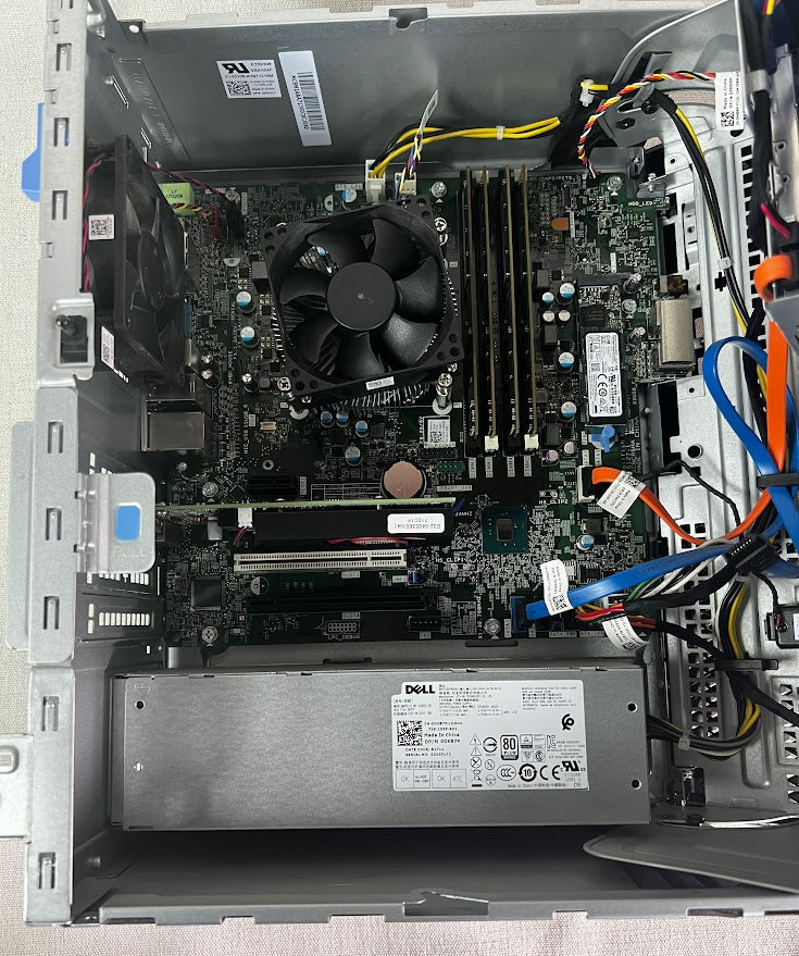 Dell Optiplex 7050 MT i7-6700, 16GB/256GB Windows 10 Pro