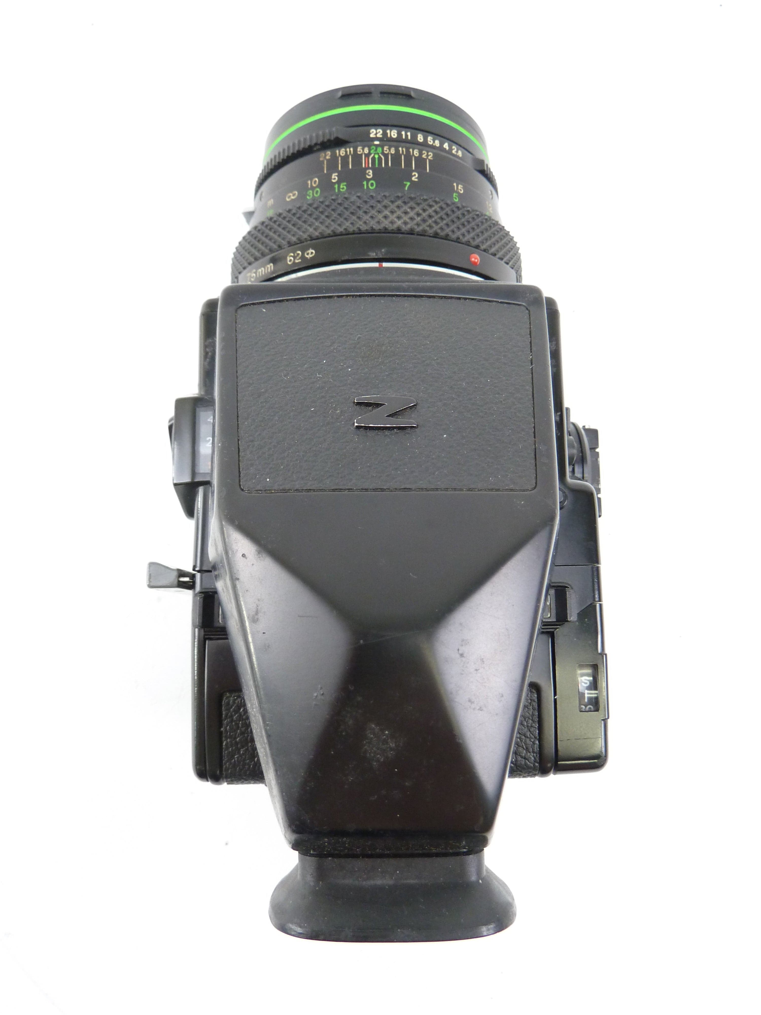 Bronica ETRSi Camera Kit with 75MM F2.8 Lens, 220 Back, and Prism Finder