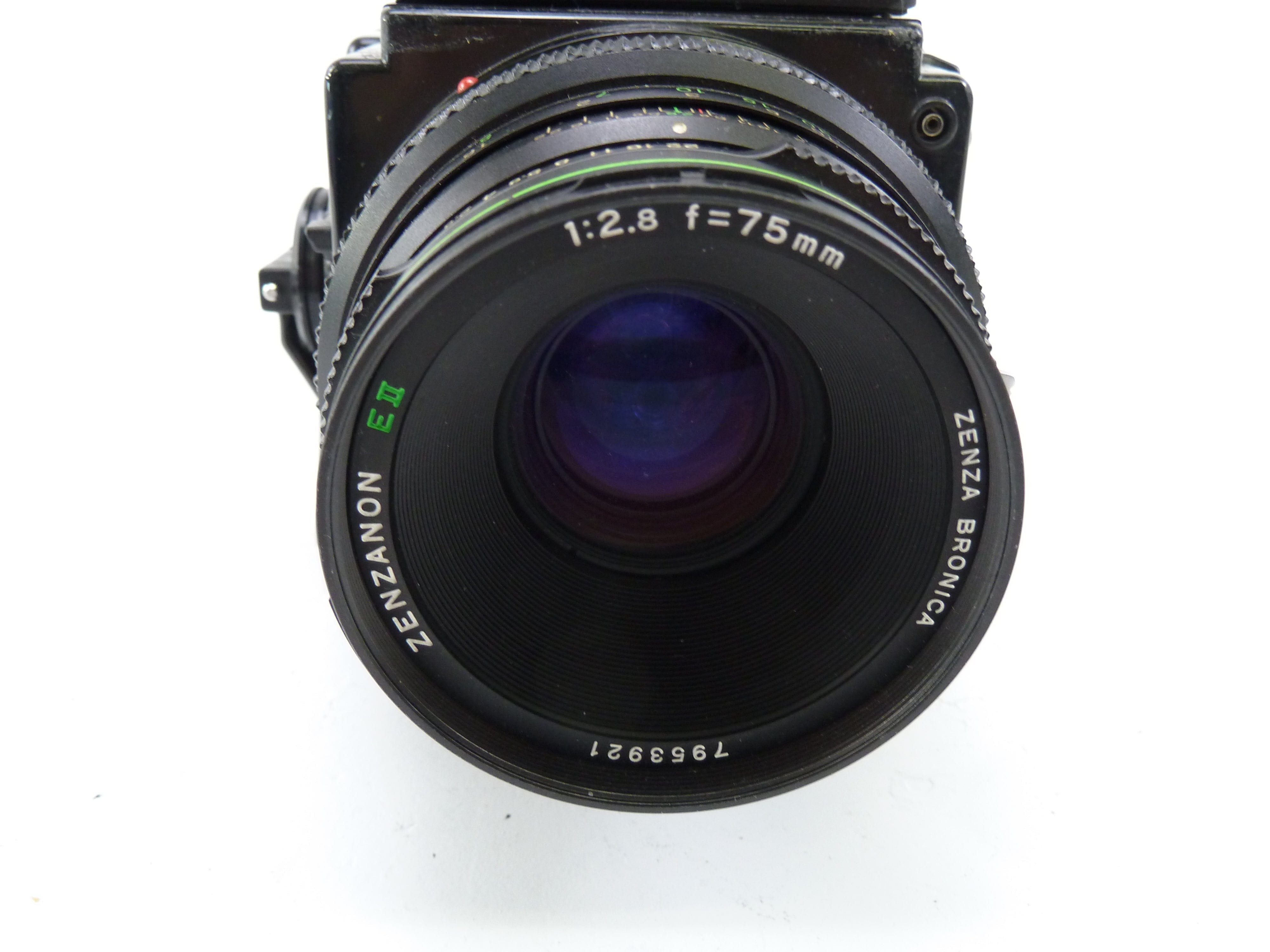 Bronica ETRSi Camera Kit with 75MM F2.8 Lens, 220 Back, and Prism Finder