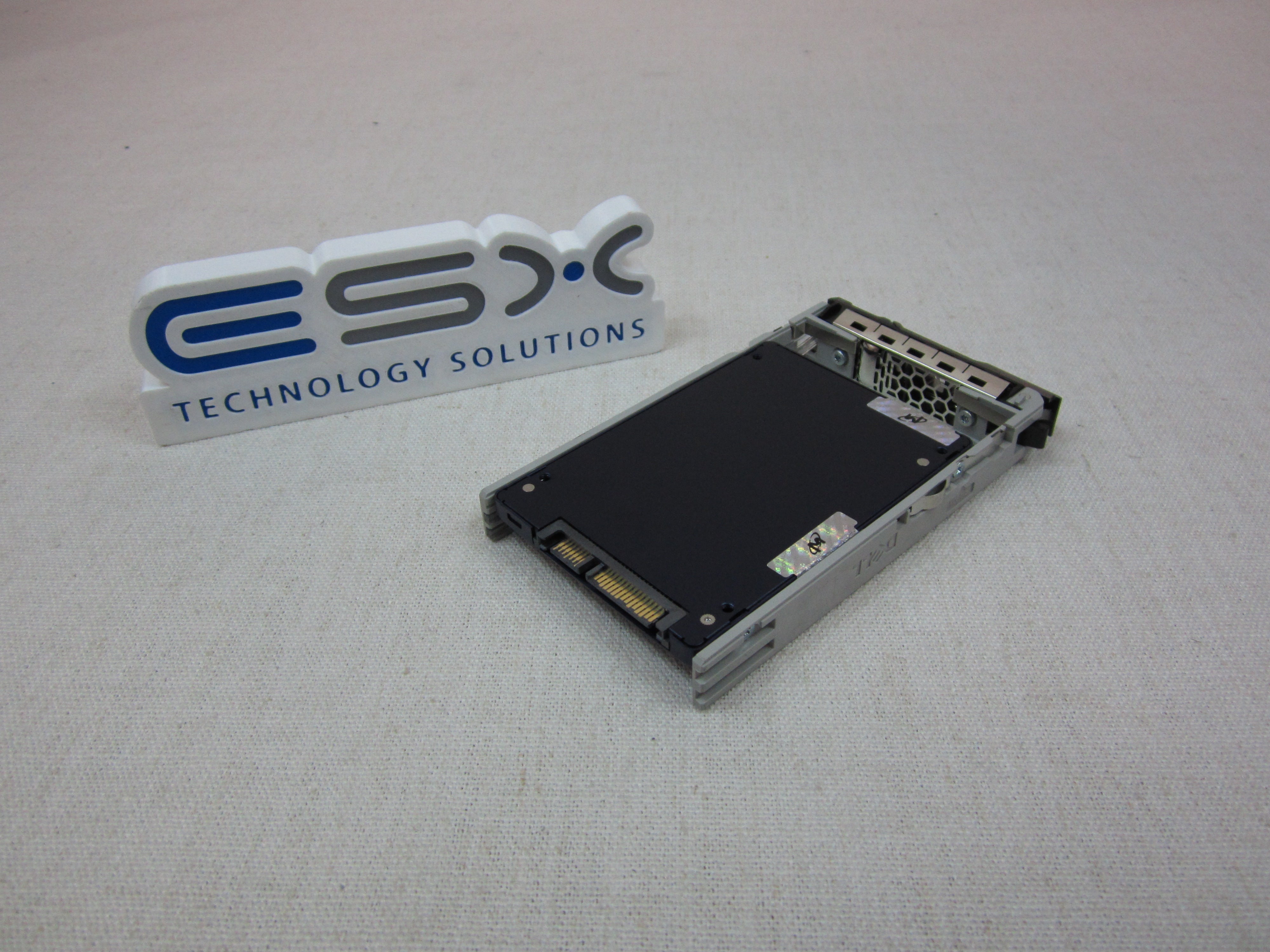Dell 3DCP0 480GB 6Gb/s 2.5” SATA SSD Micron MTFDDAK480TDC