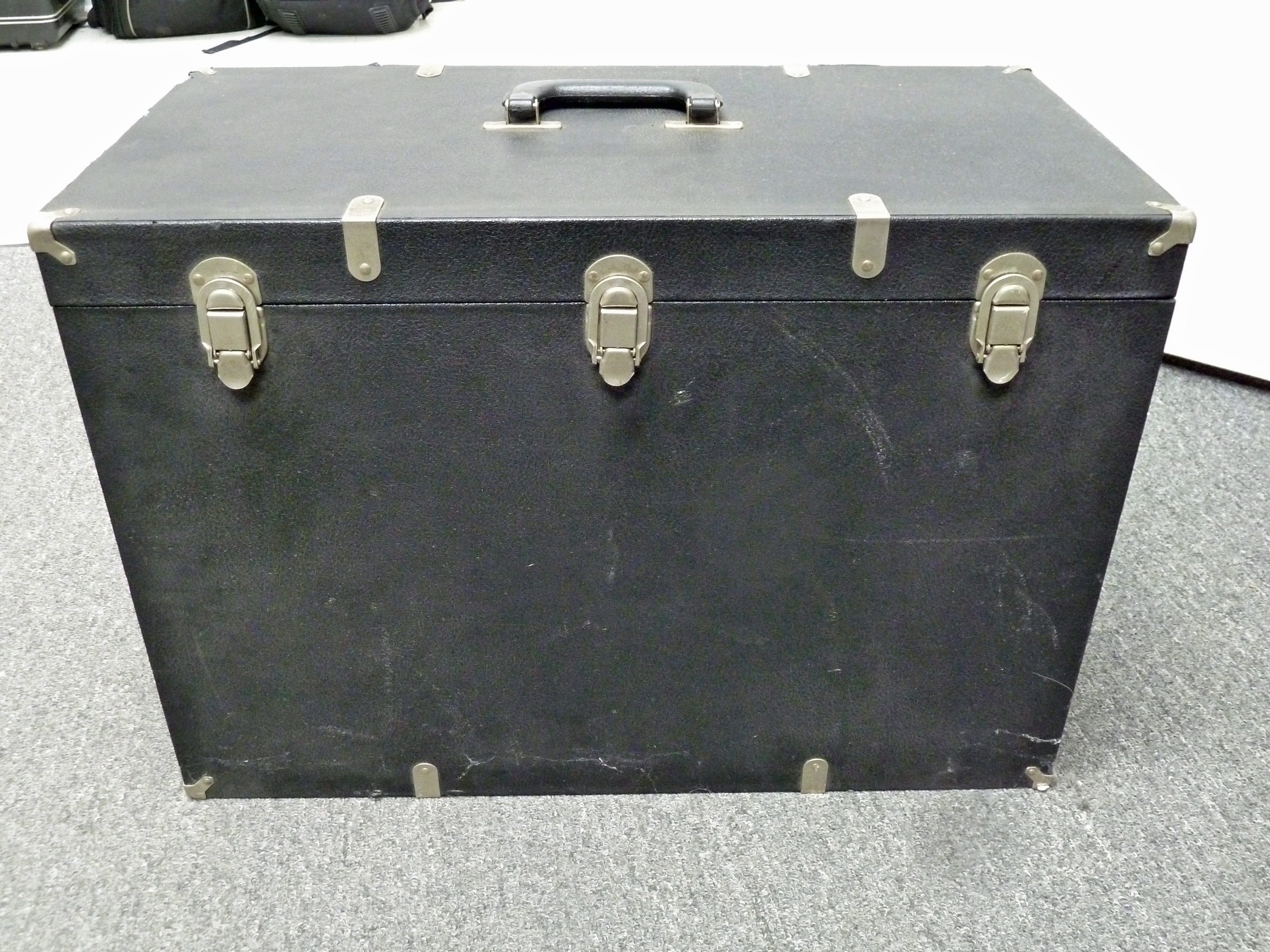 Calumet 4x5 Camera with 4 Holders, Lensboard and Ground Glass in Hard Case