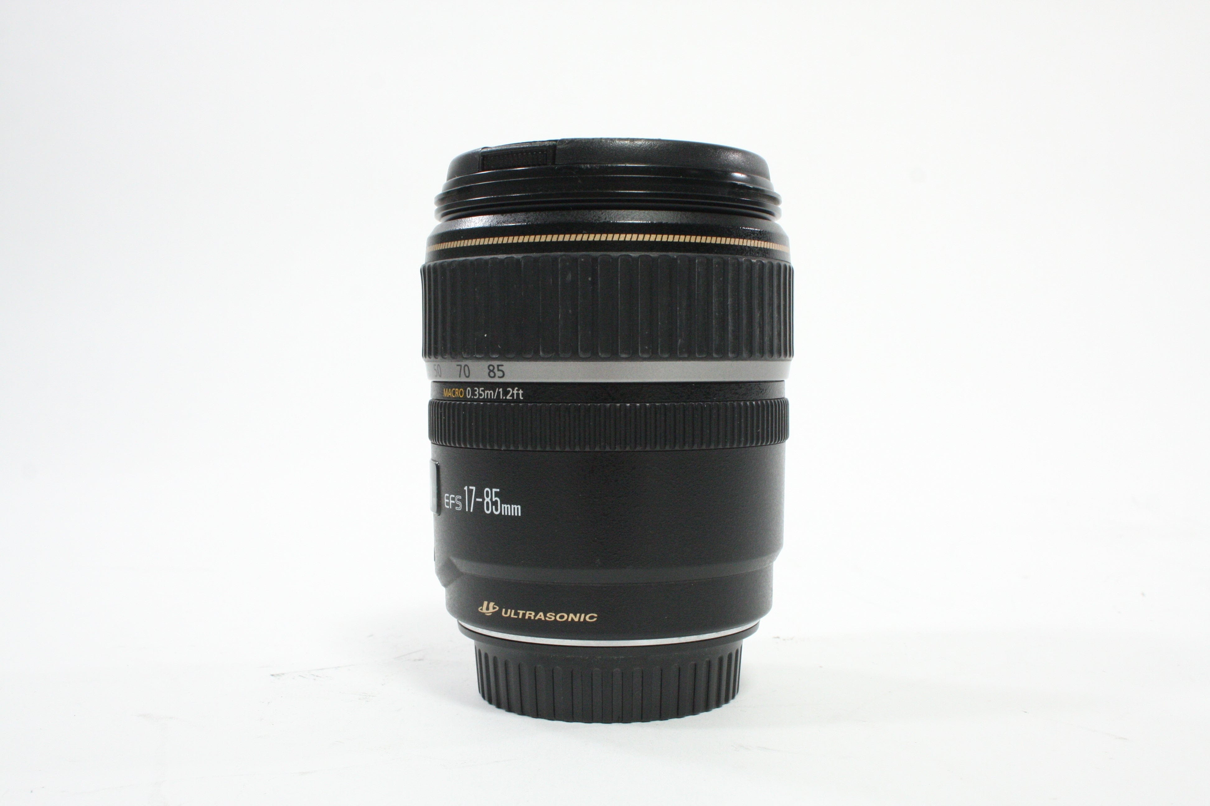 Canon 17-85mm f/4-5.6IS USM EF-S Lens for Canon EF Mountq