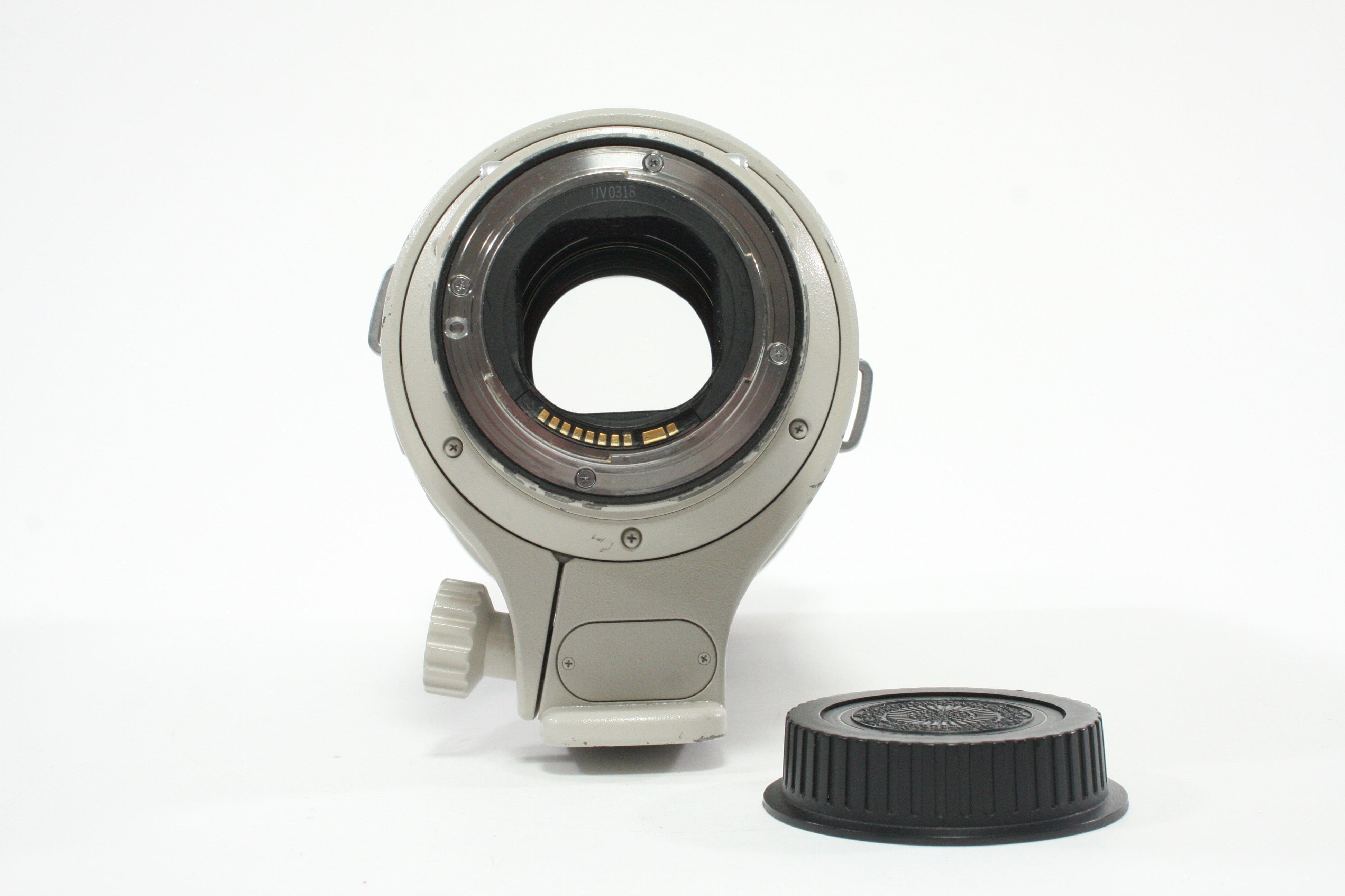 Canon 300mm f/2.8 L IS USM Lens for Canon EF Mount with Case for Parts or Repair