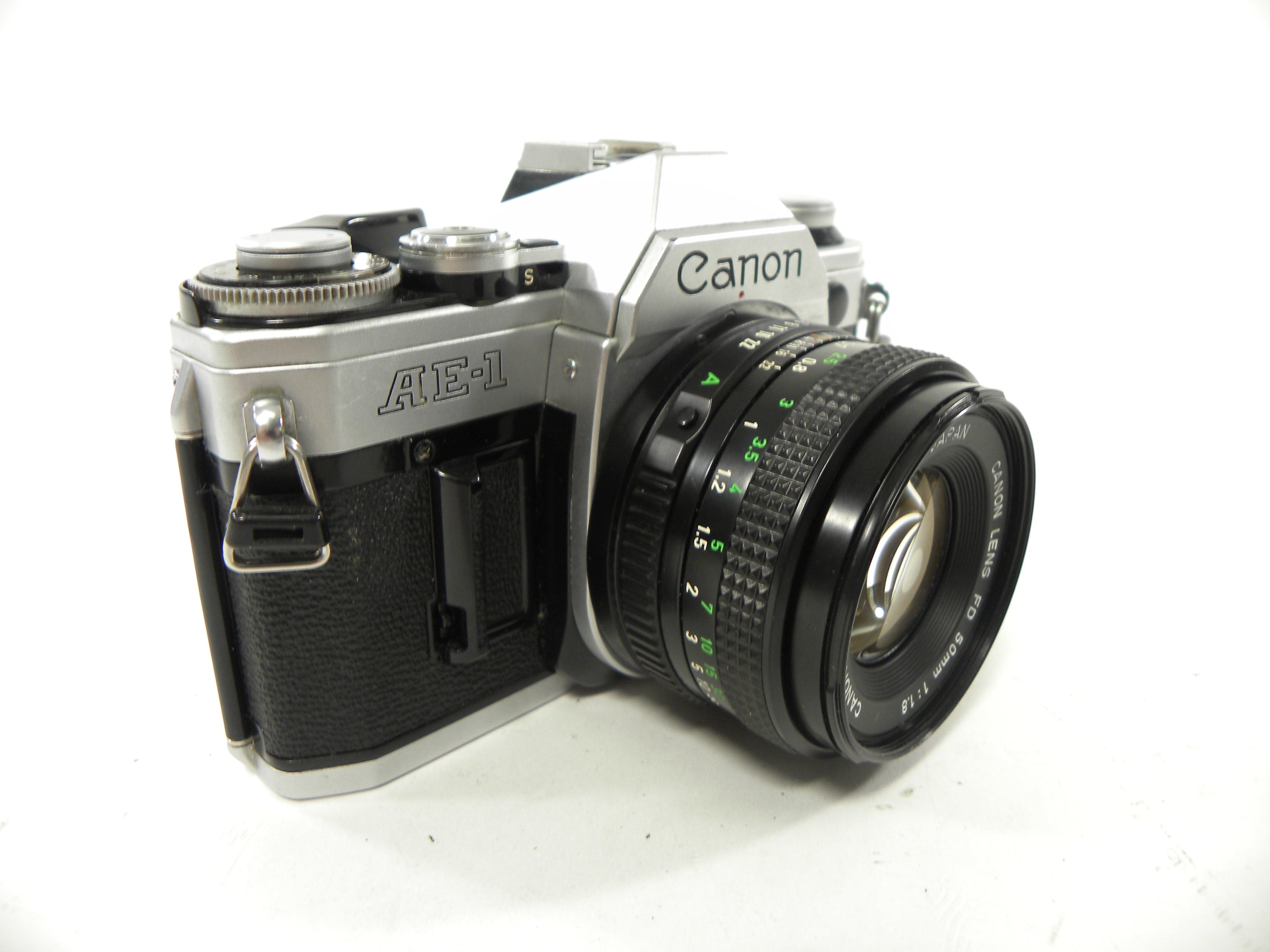 Canon AE-1 35mm SLR w/FD 50mm f1.8