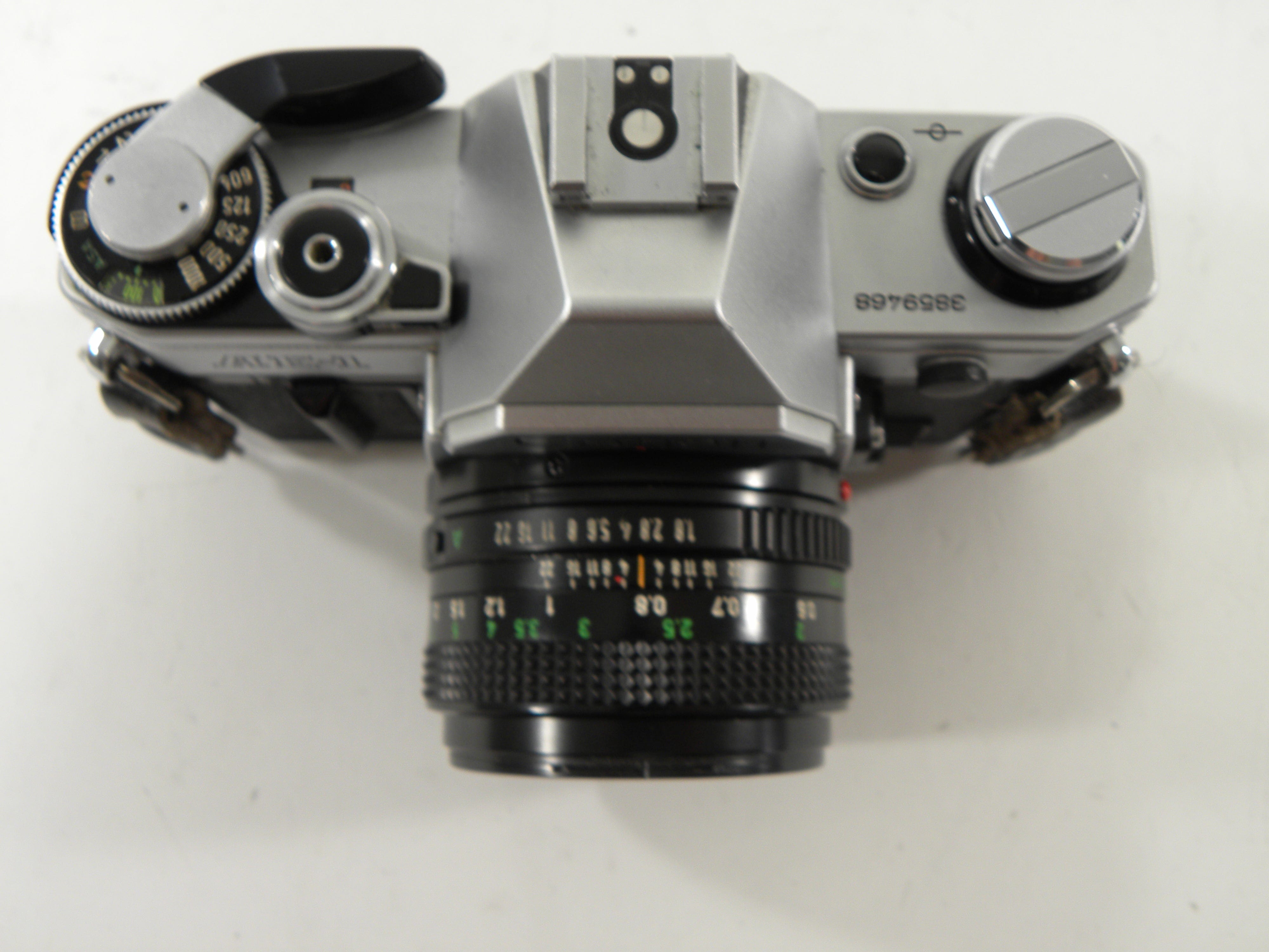 Canon AE-1 35mm SLR w/FD 50mm f1.8