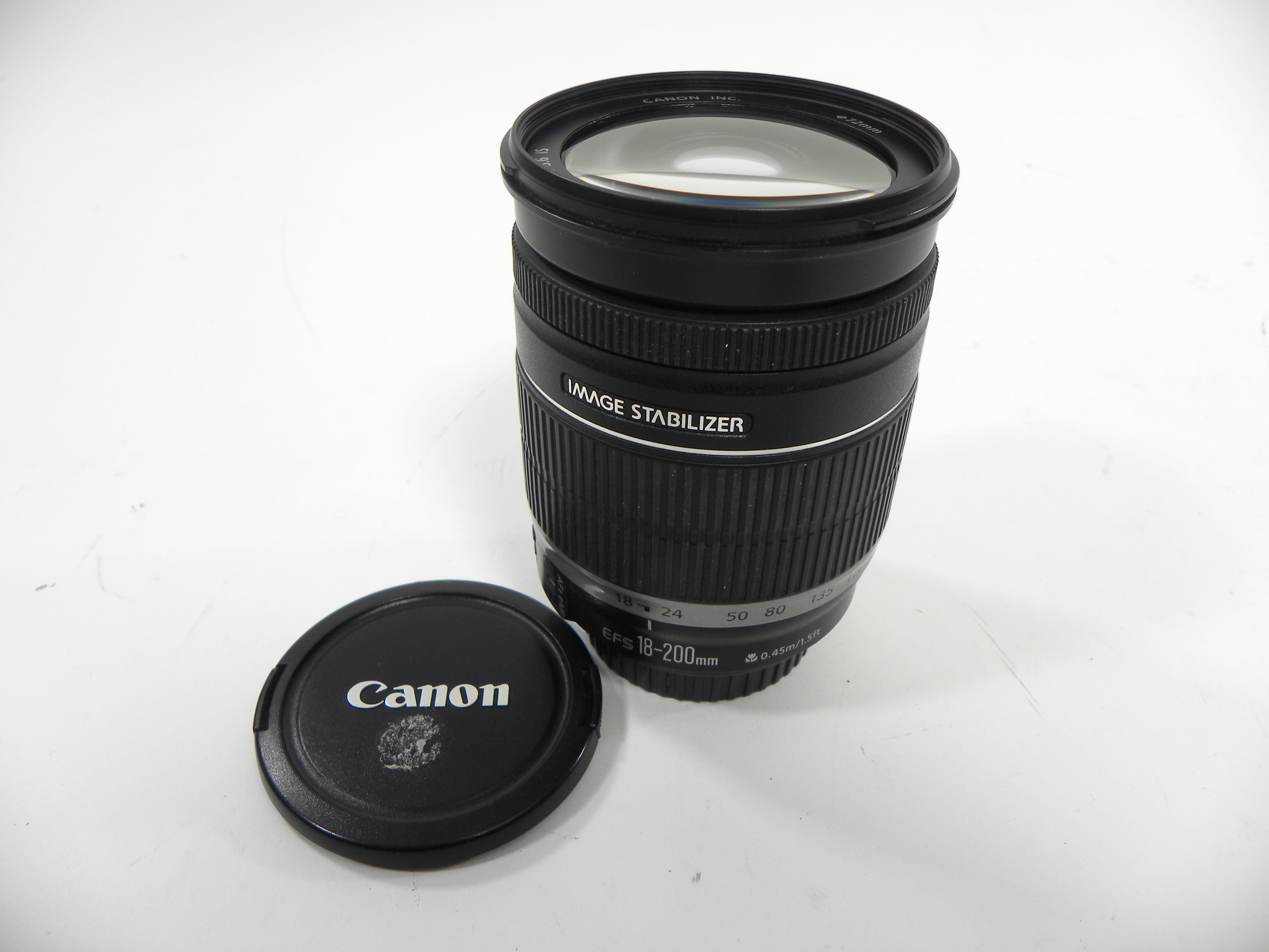 Canon EF-S 18-200mm f3.5-5.6 IS