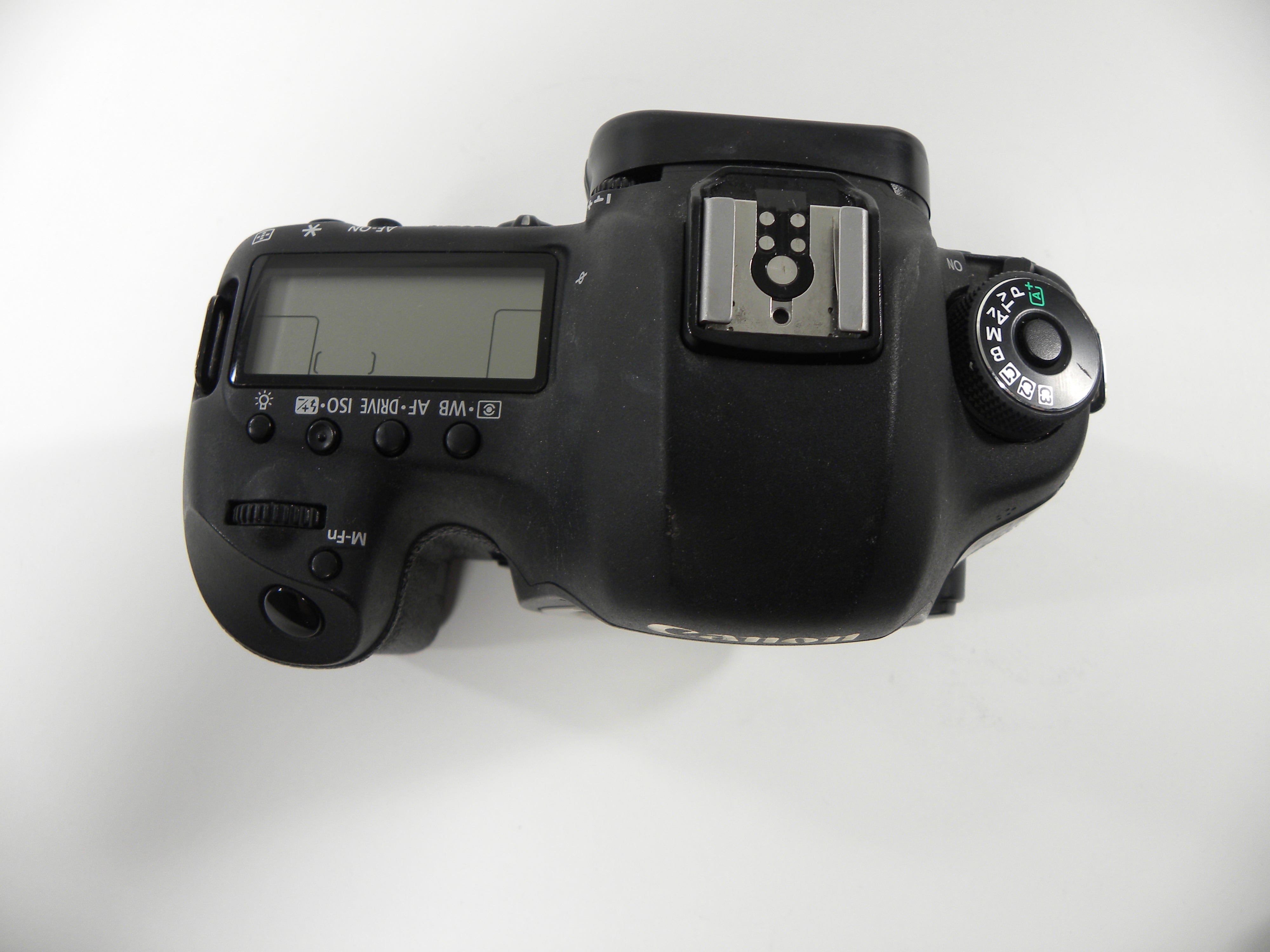 Canon EOS 5D Mark III 22.3mp Digital SLR Body Only Shutter Ct. 143,638