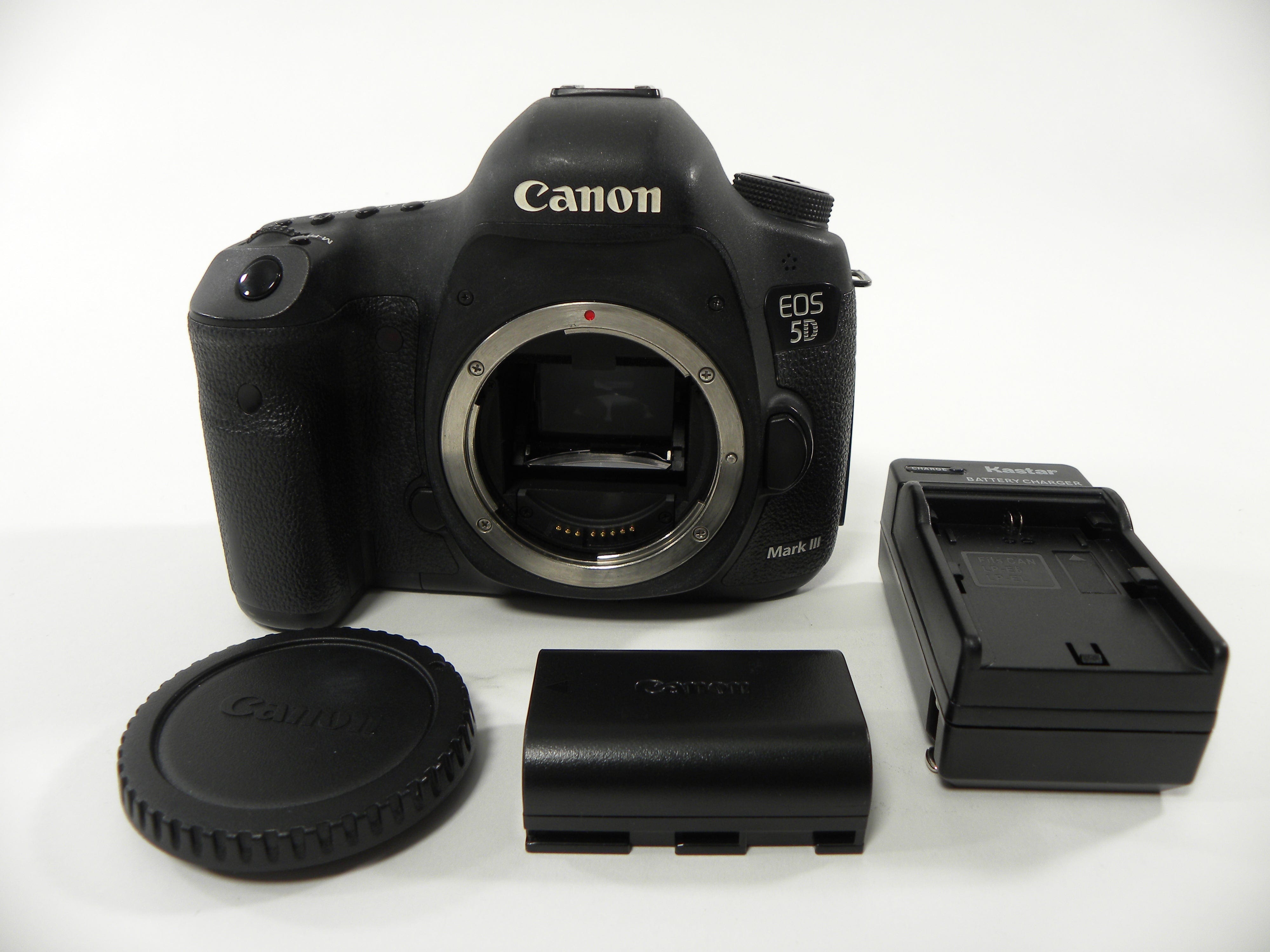 Canon EOS 5D Mark III 22.3mp Digital SLR Body Only Shutter Ct. 143,638