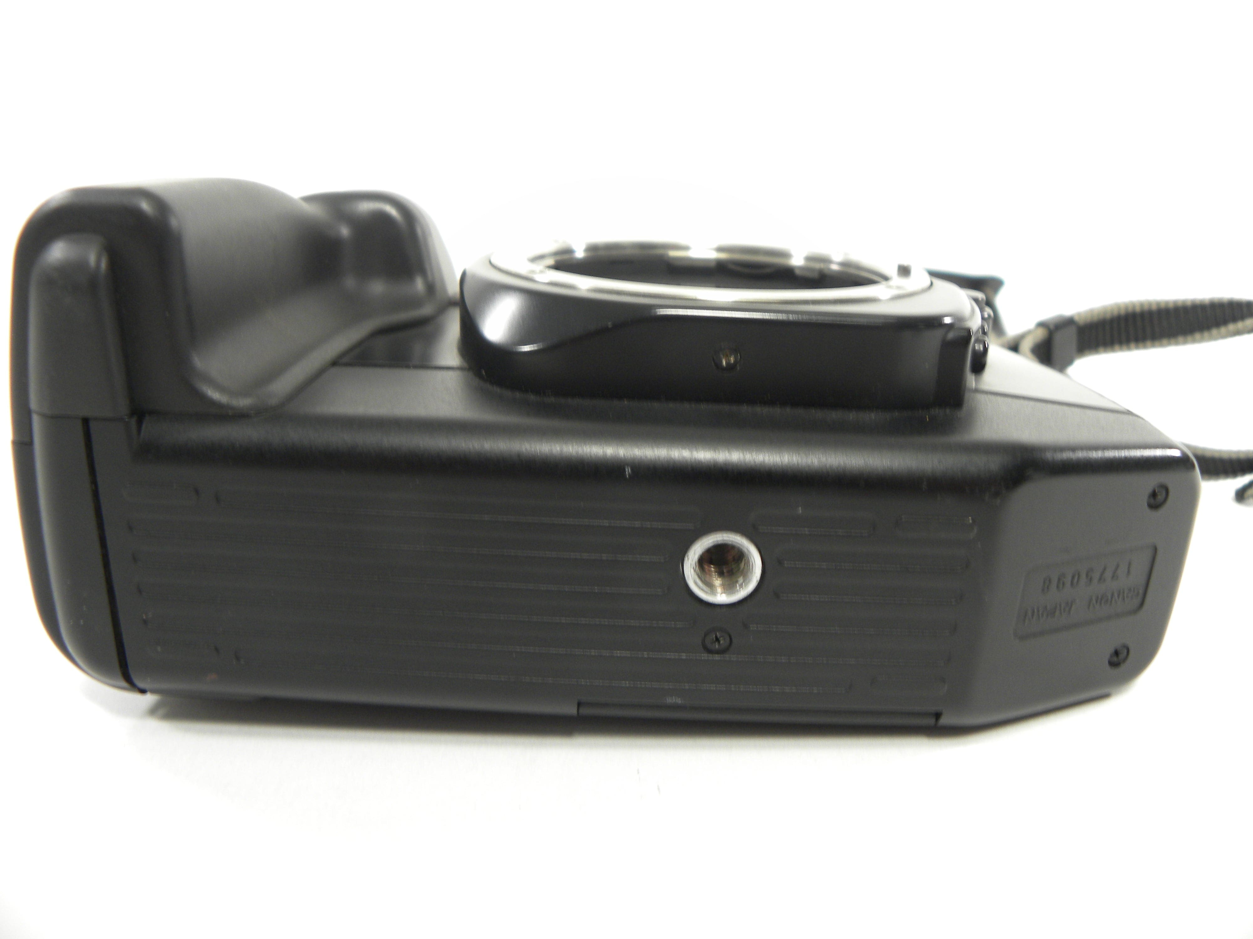 Canon EOS 650 35mm SLR Body Only