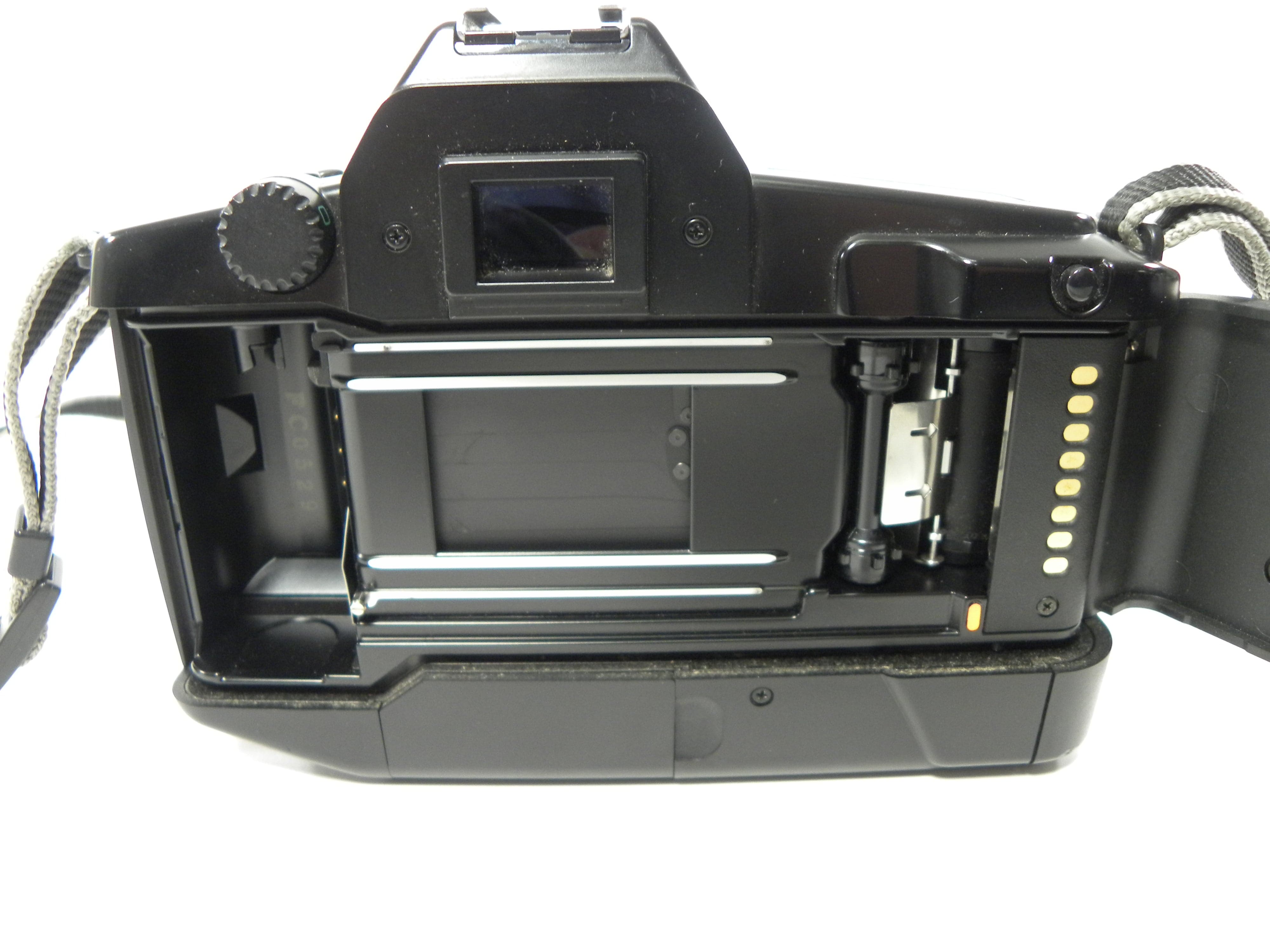 Canon EOS 650 35mm SLR Camera Body Only