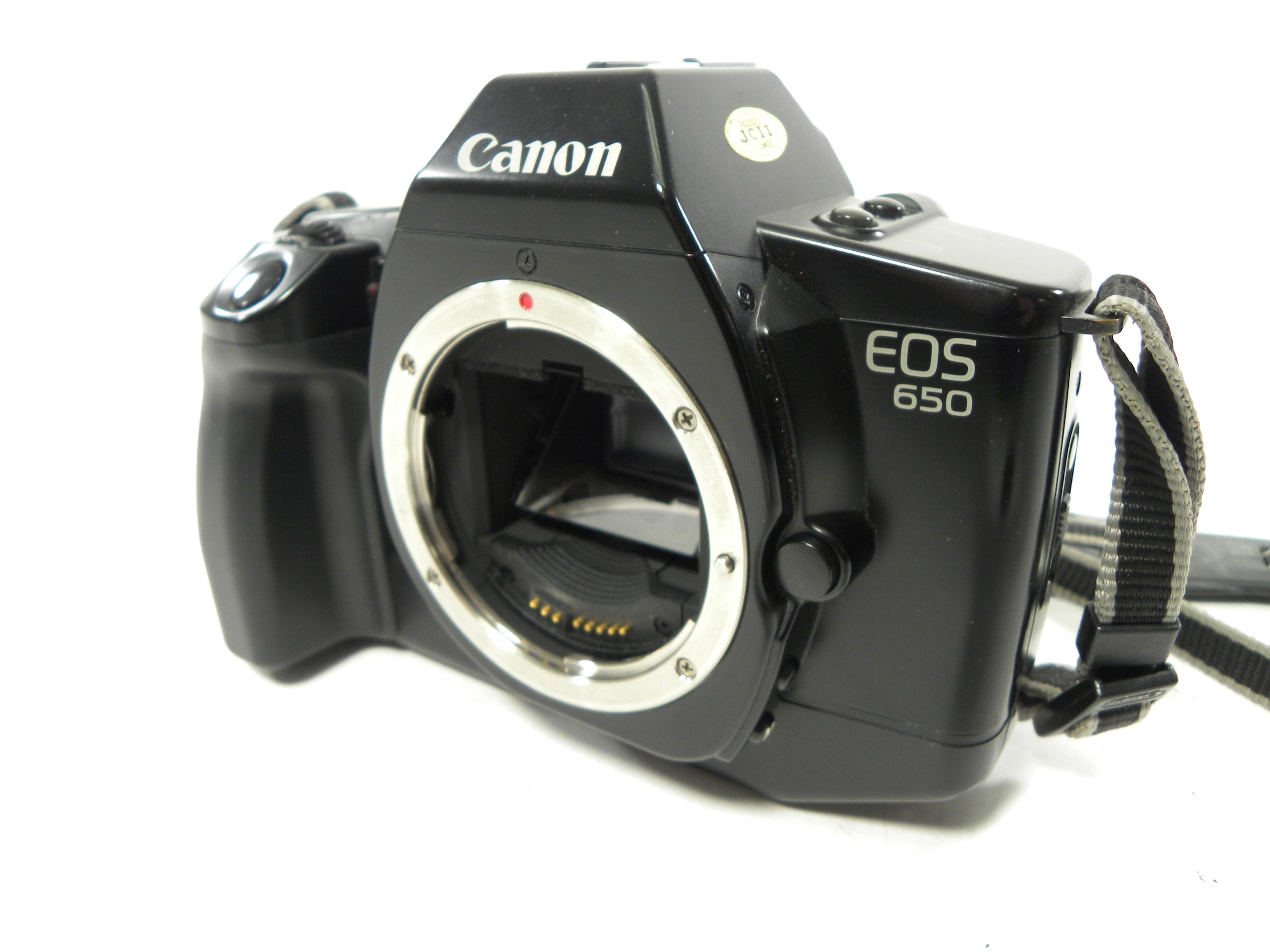 Canon EOS 650 35mm SLR Camera Body Only