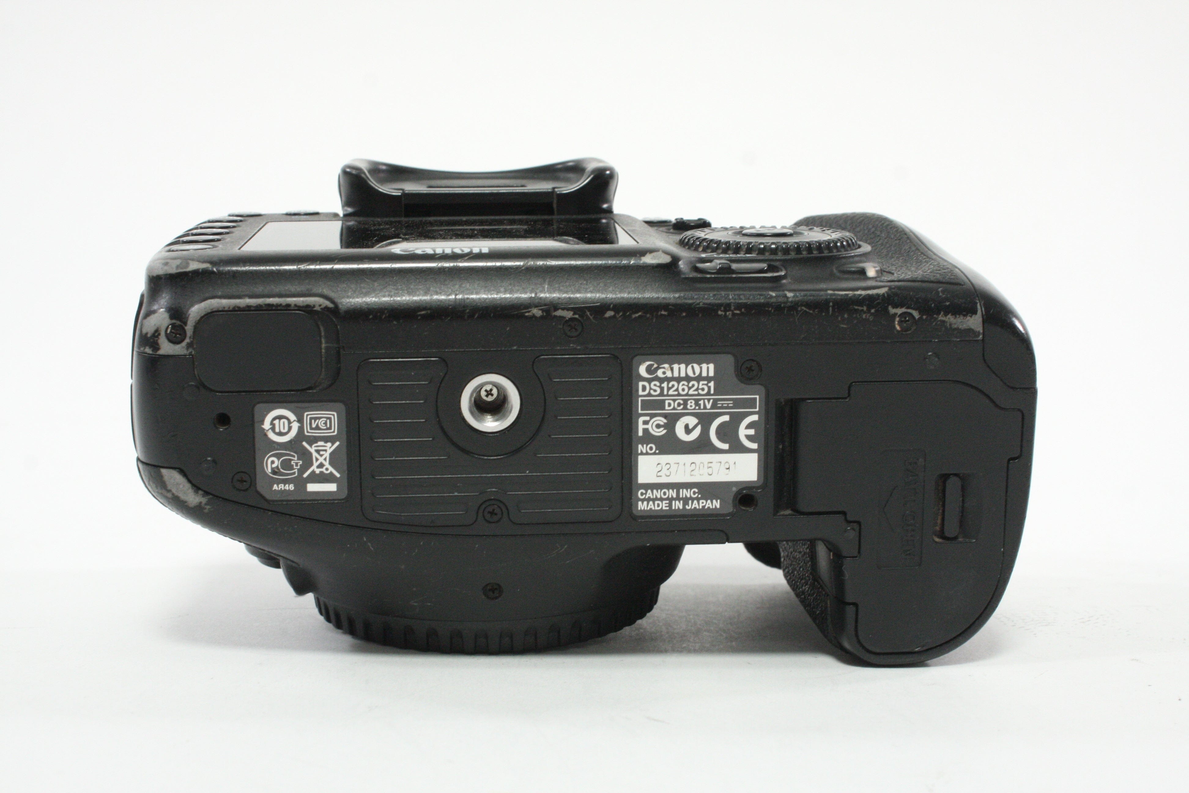 Canon EOS 7D DSLR Camera with a Shutter Count of 171,026