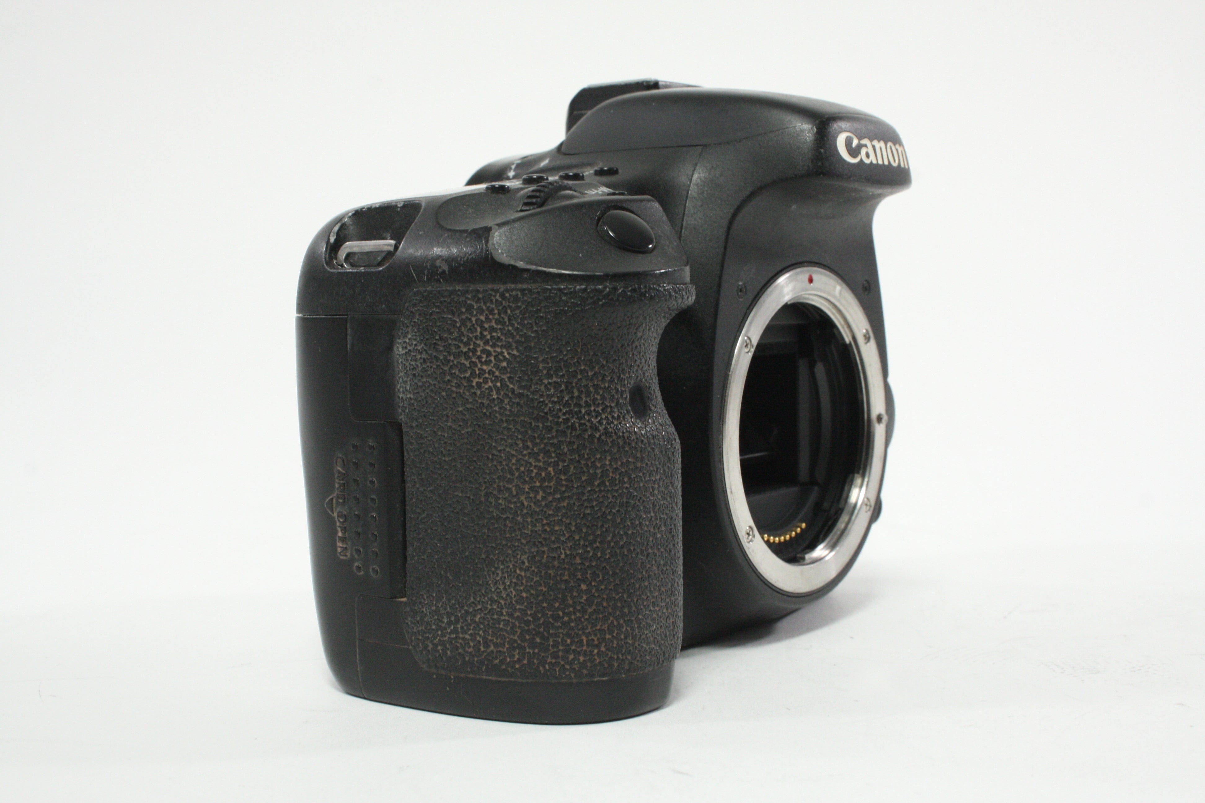 Canon EOS 7D DSLR Camera with a Shutter Count of 171,026
