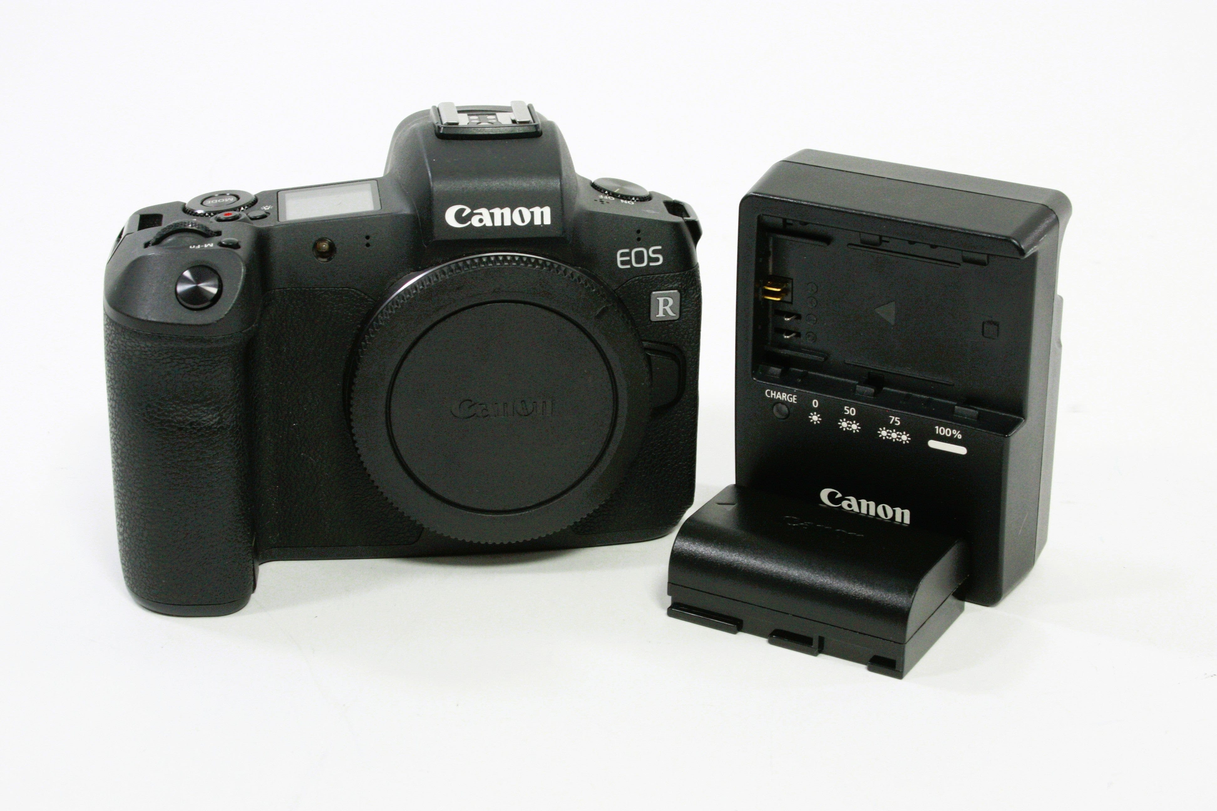 Canon EOS R Digital Mirrorless Camera Body - Shutter count - 10,000