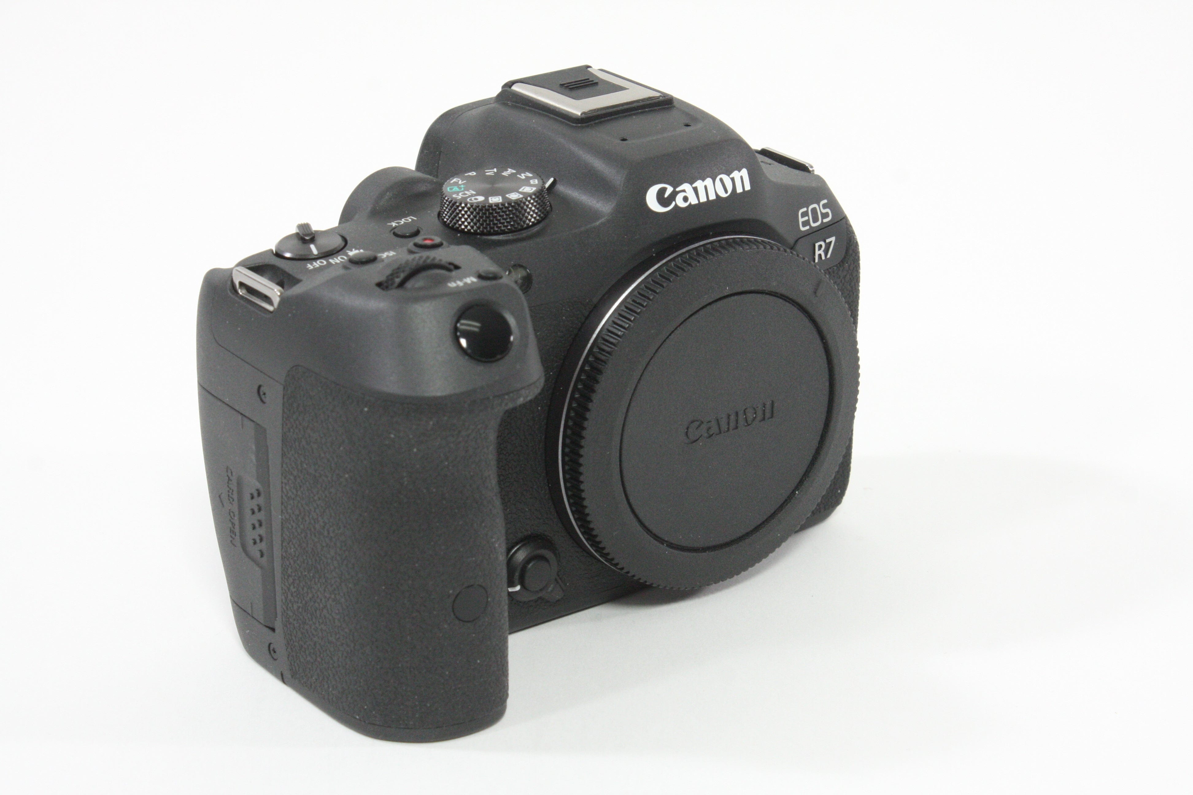 Canon EOS R7 Body Only - Shutter count less than 1000