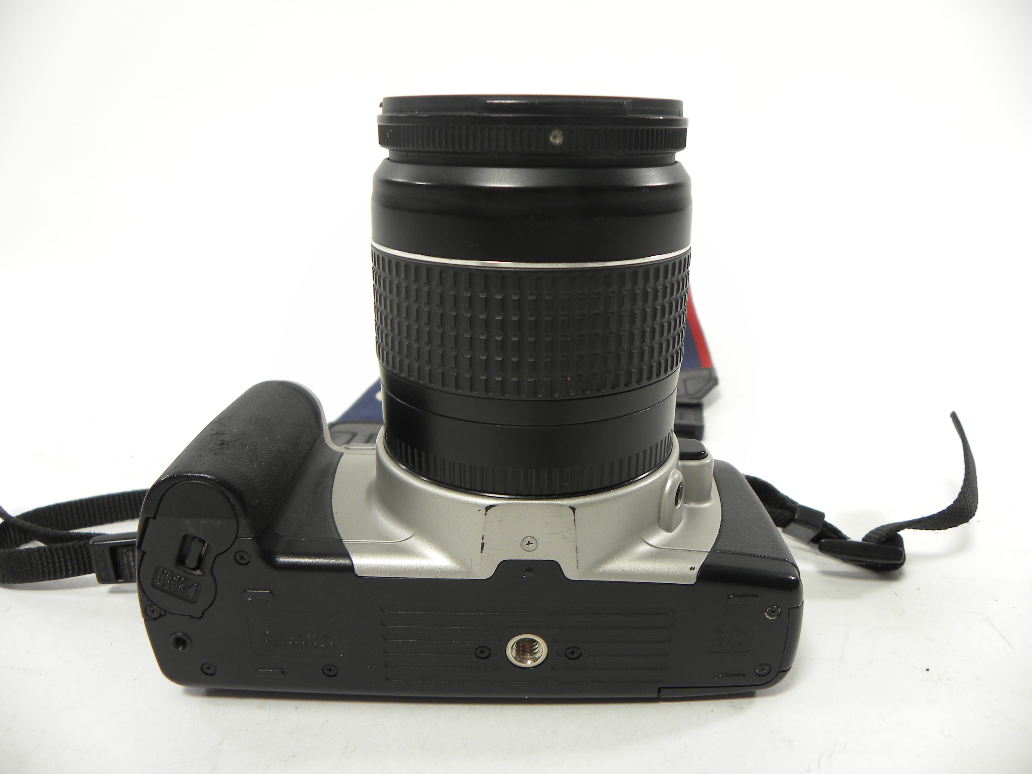 Canon EOS Rebel 2000 35mm SLR w/EF 28-80mm f3.5-5.6 II