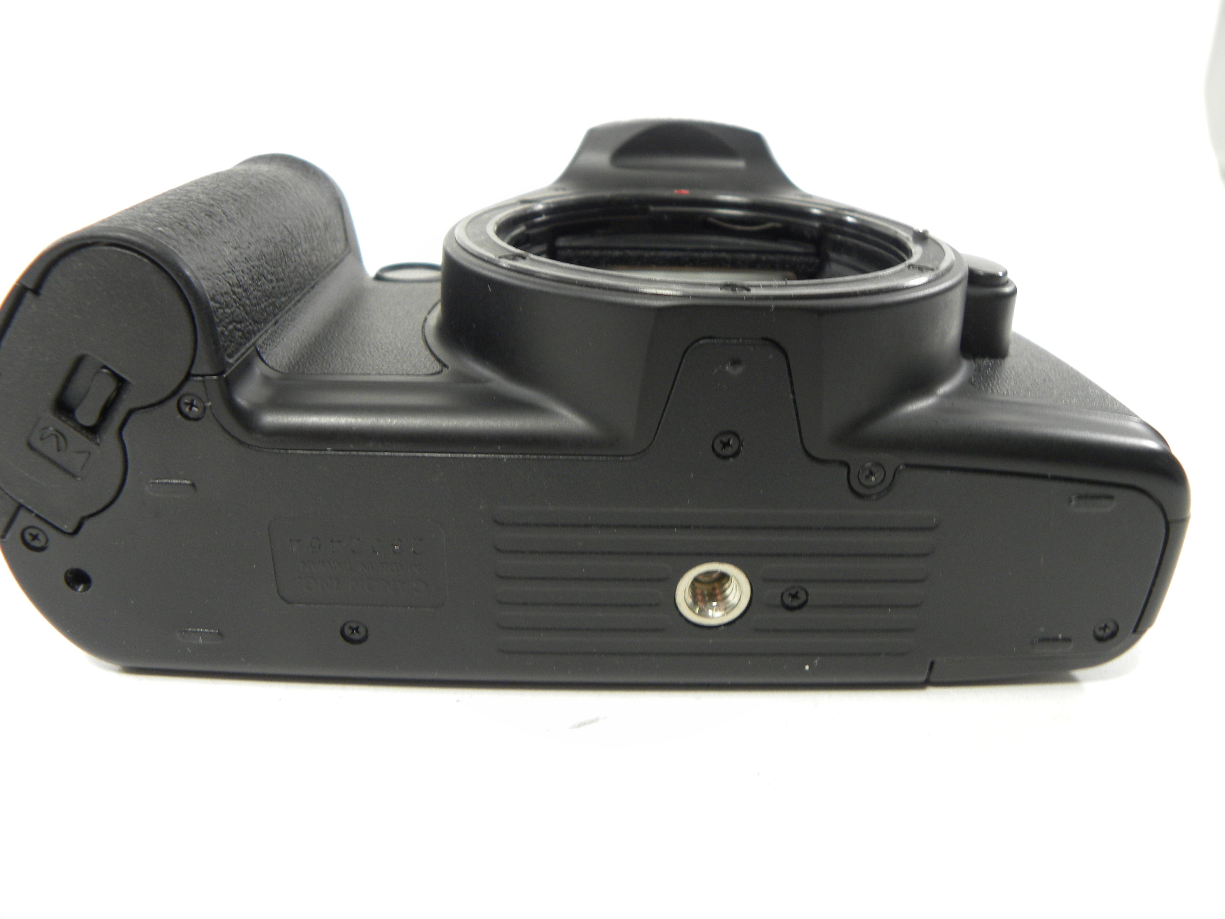 Canon EOS Rebel 35mm SLR camera Body only