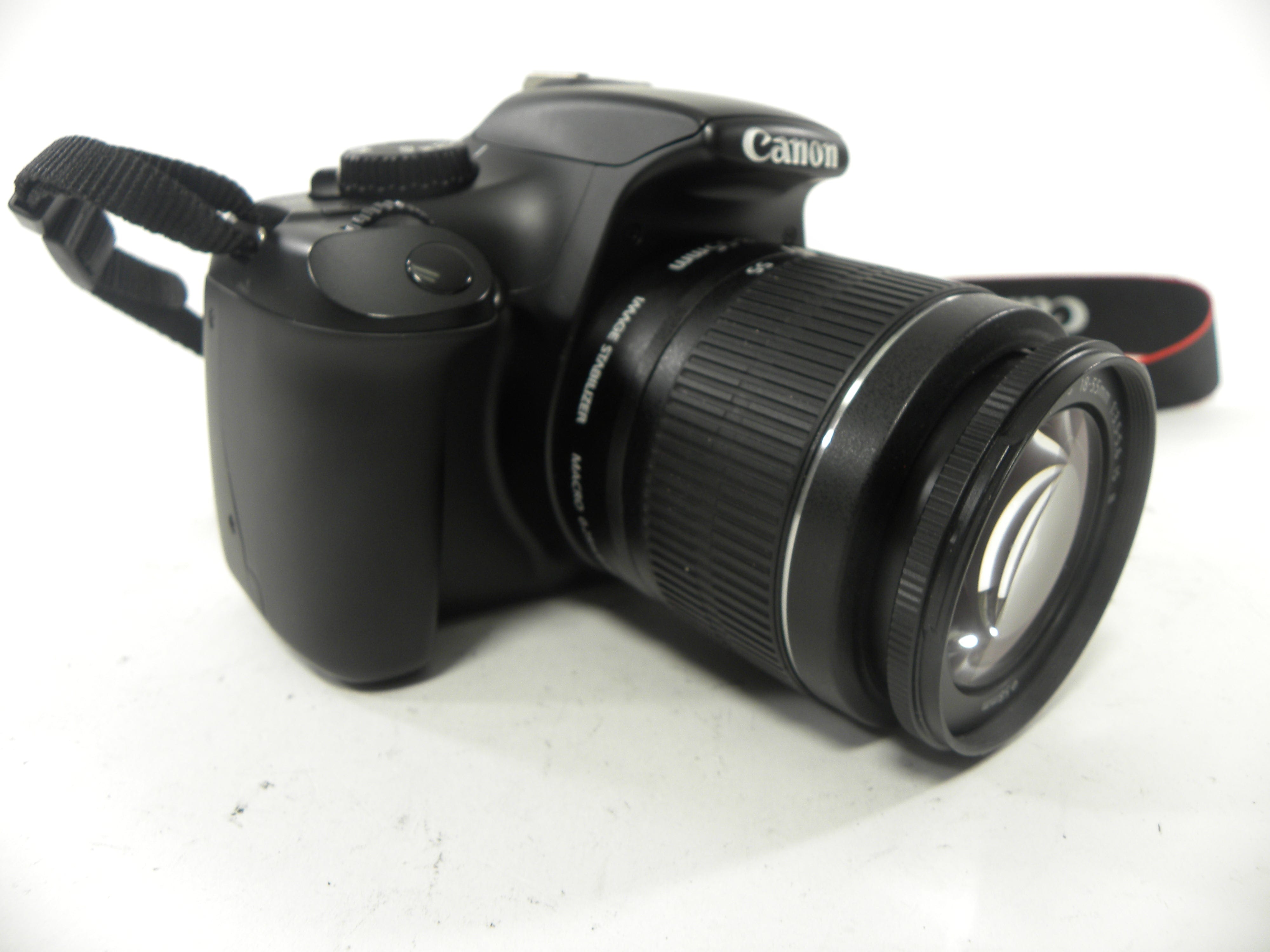 Canon EOS Rebel T3 12.mp Digital SLR w/EF-S 18-55 IS II Shutter Ct. 1,545