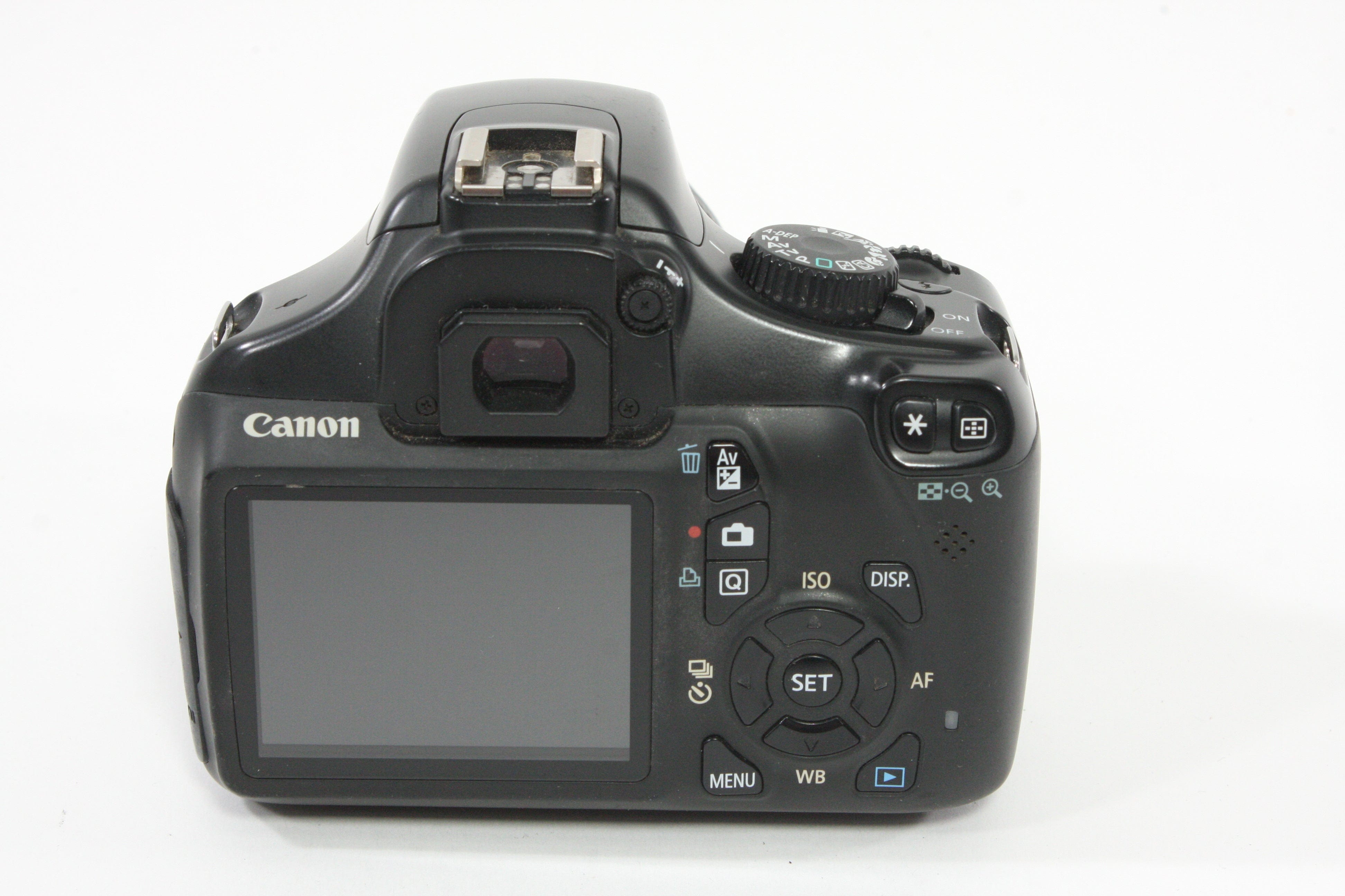Canon EOS Rebel T3 with 18-55mm f/3.5-5.6 IS II - Shutter Count 32892