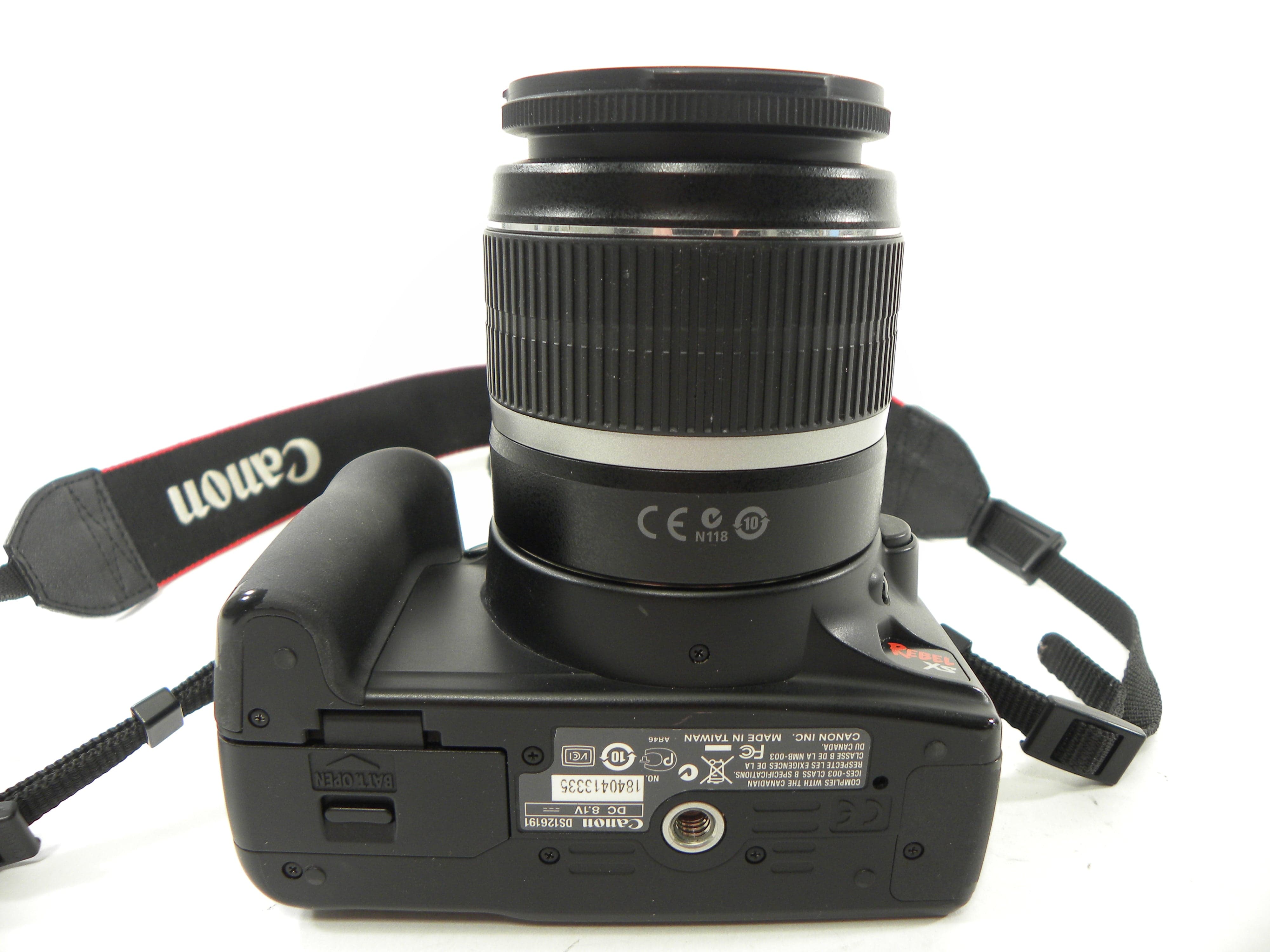 Canon EOS Rebel XS 10.1mp Digital SLR w/EF-S 18-55mm Shutter Ct. 14,075