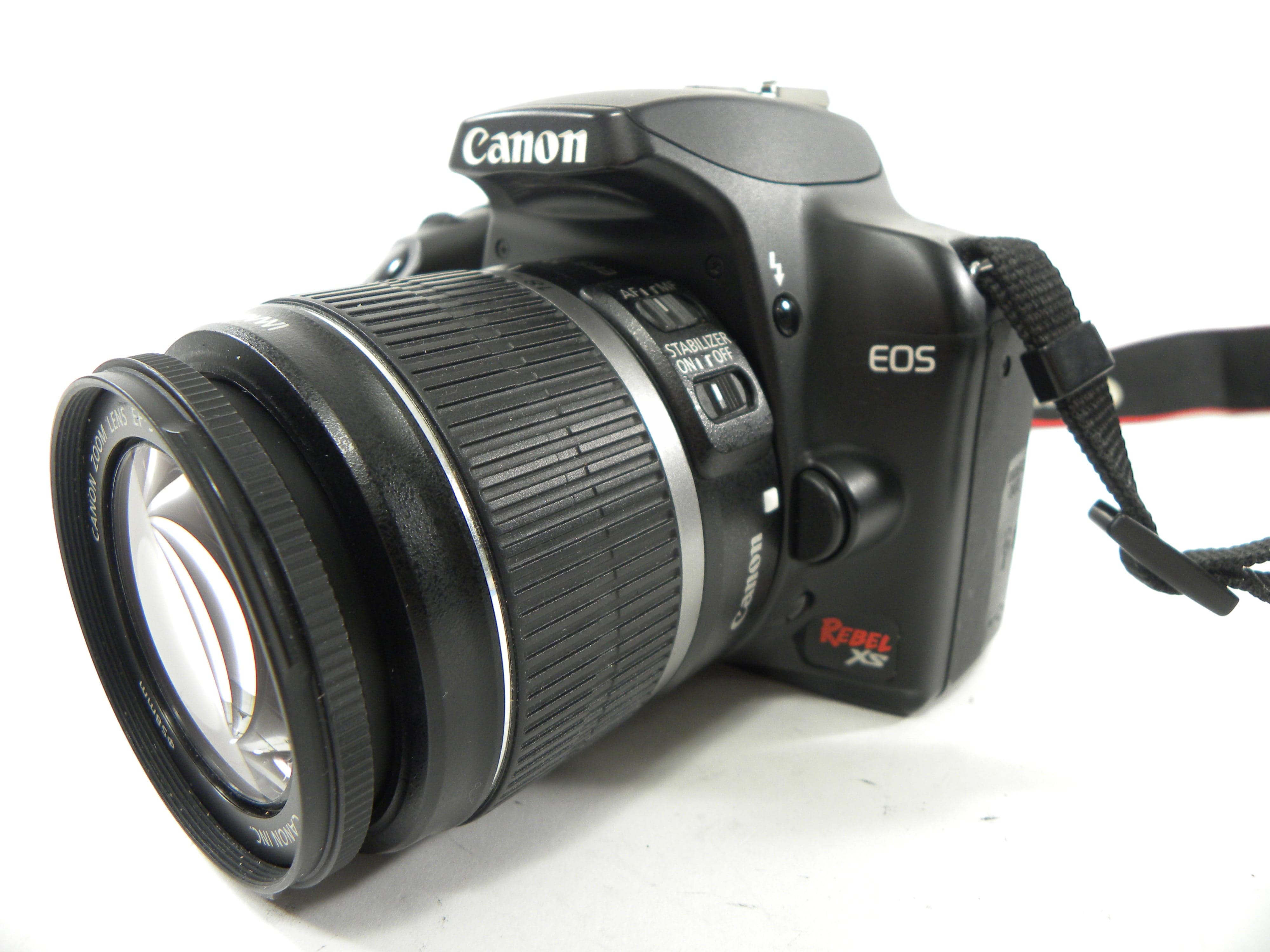 Canon EOS Rebel XS 10.1mp Digital SLR w/EF-S 18-55mm Shutter Ct. 14,075