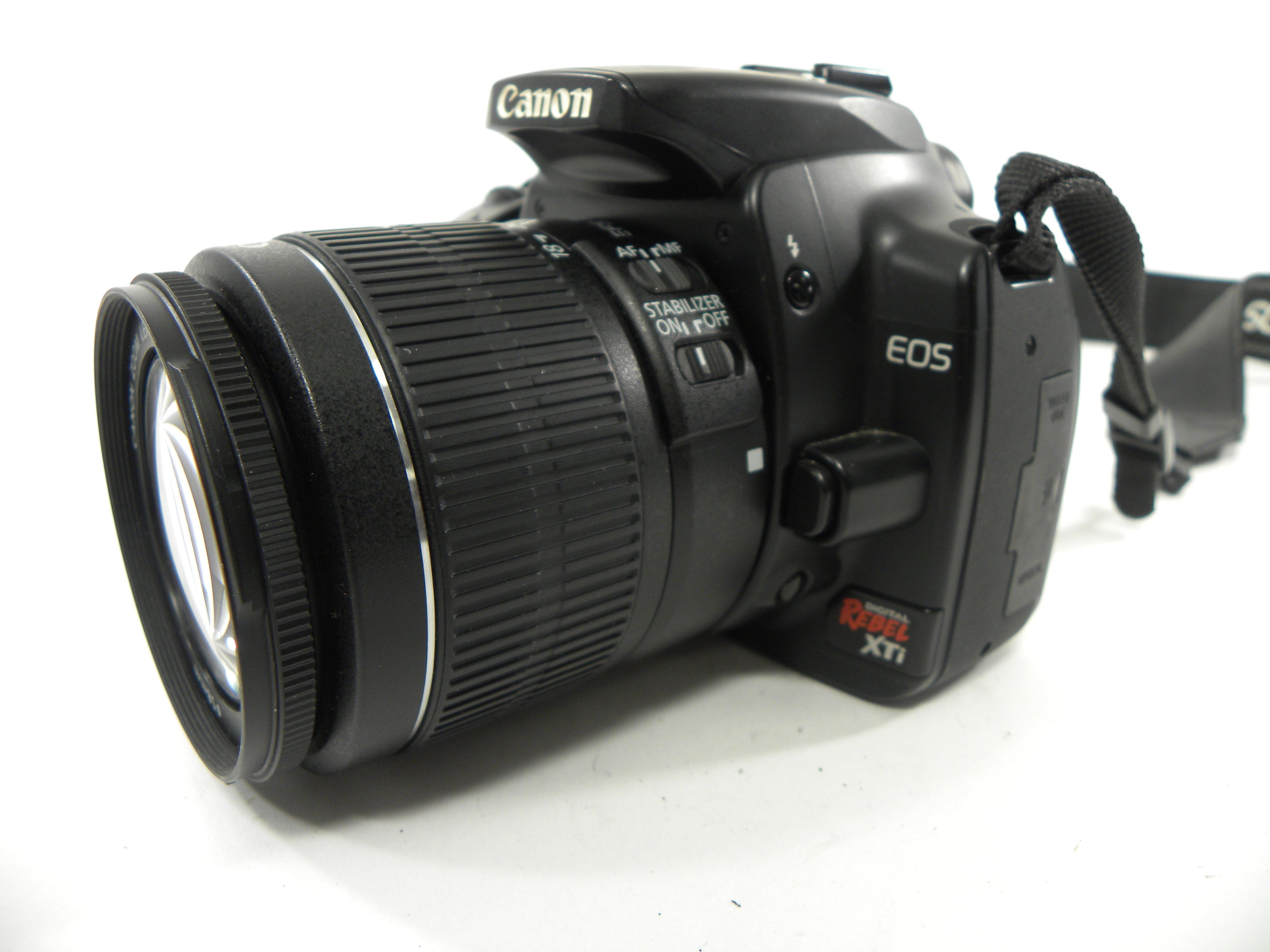 Canon EOS Rebel XTi 10.1mp Digital SLR w/EF-S 18-55 IS II