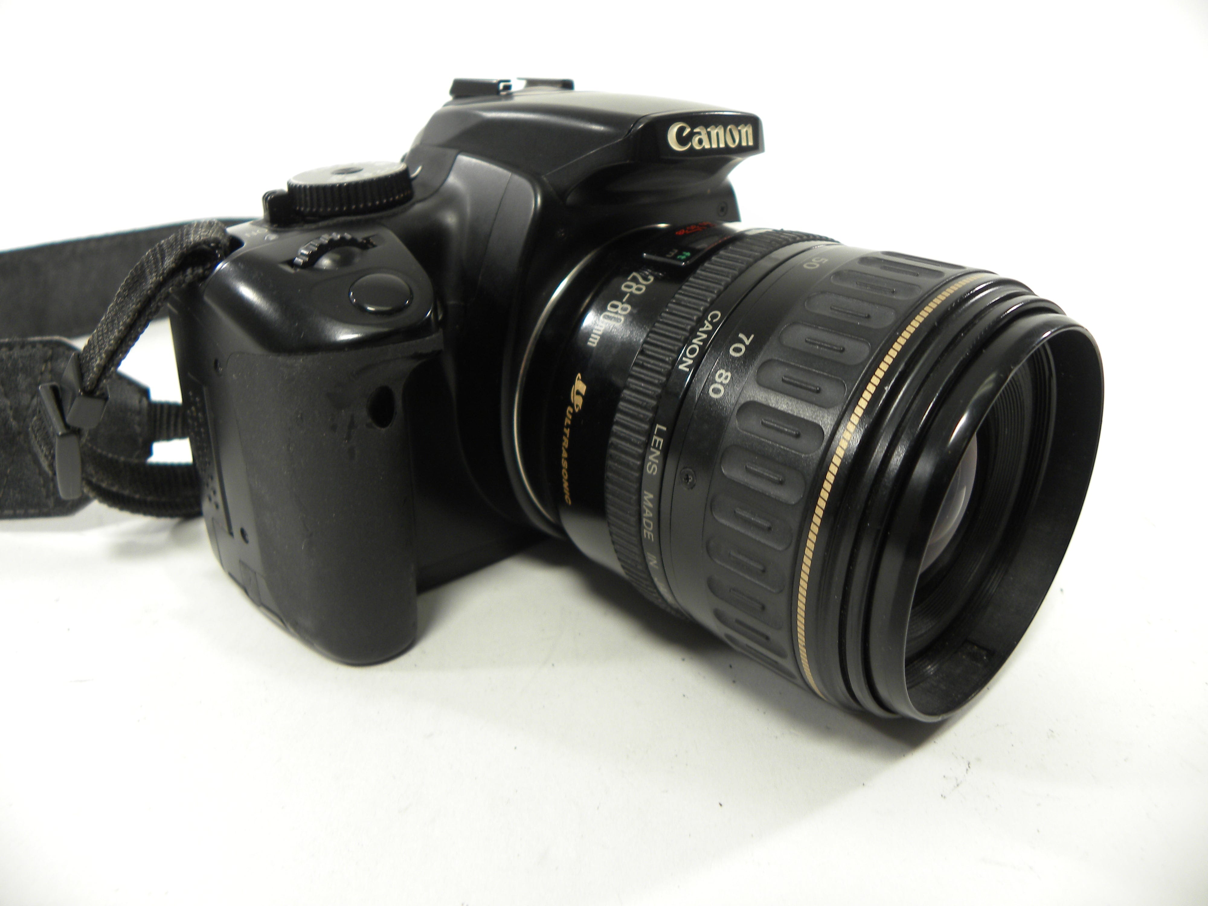 Canon EOS Rebel XTi 10.1mp Digital SLR w/EF Zoom 28-80 f3.5-5.6 USM