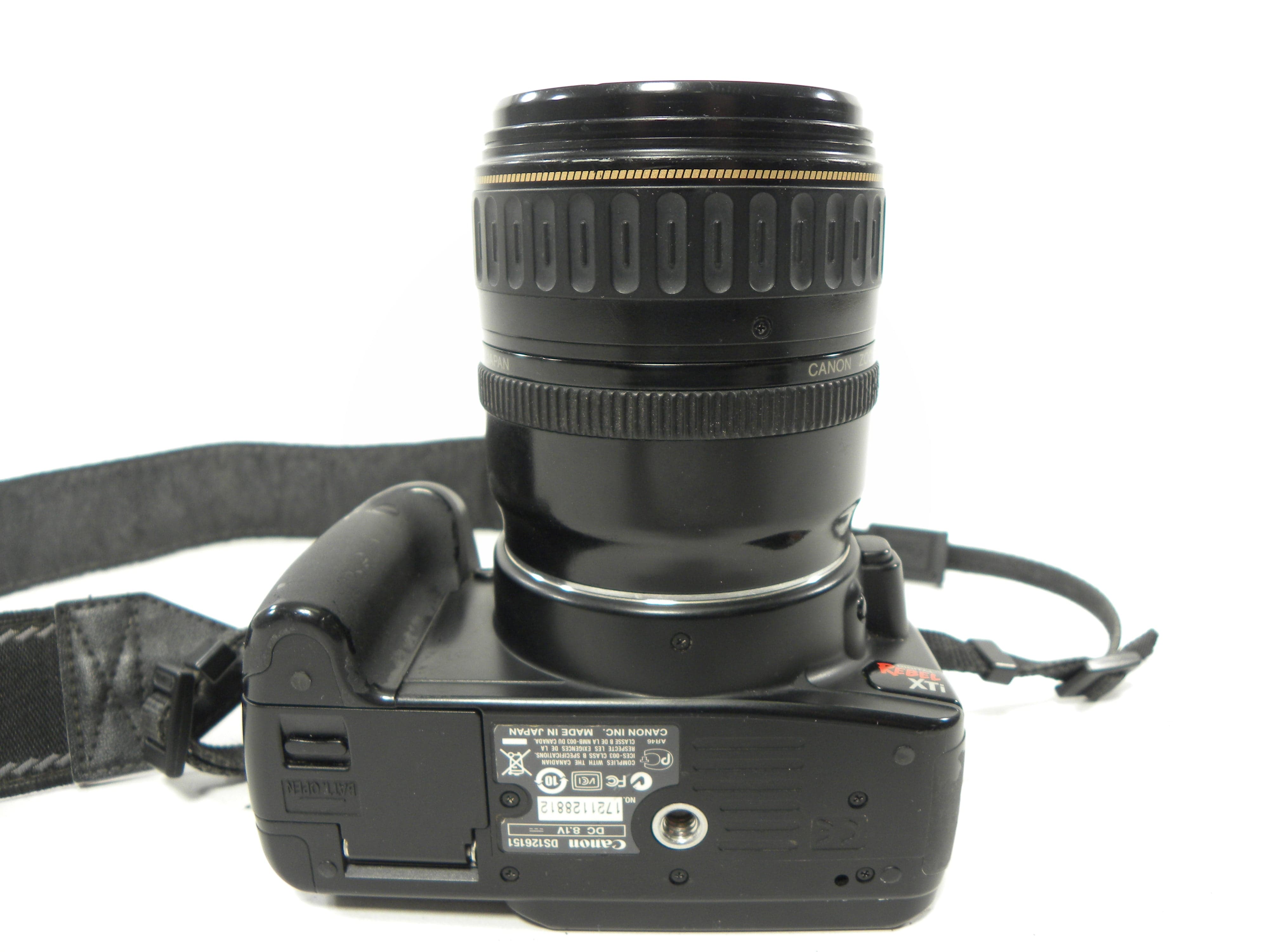 Canon EOS Rebel XTi 10.1mp Digital SLR w/EF Zoom 28-80 f3.5-5.6 USM
