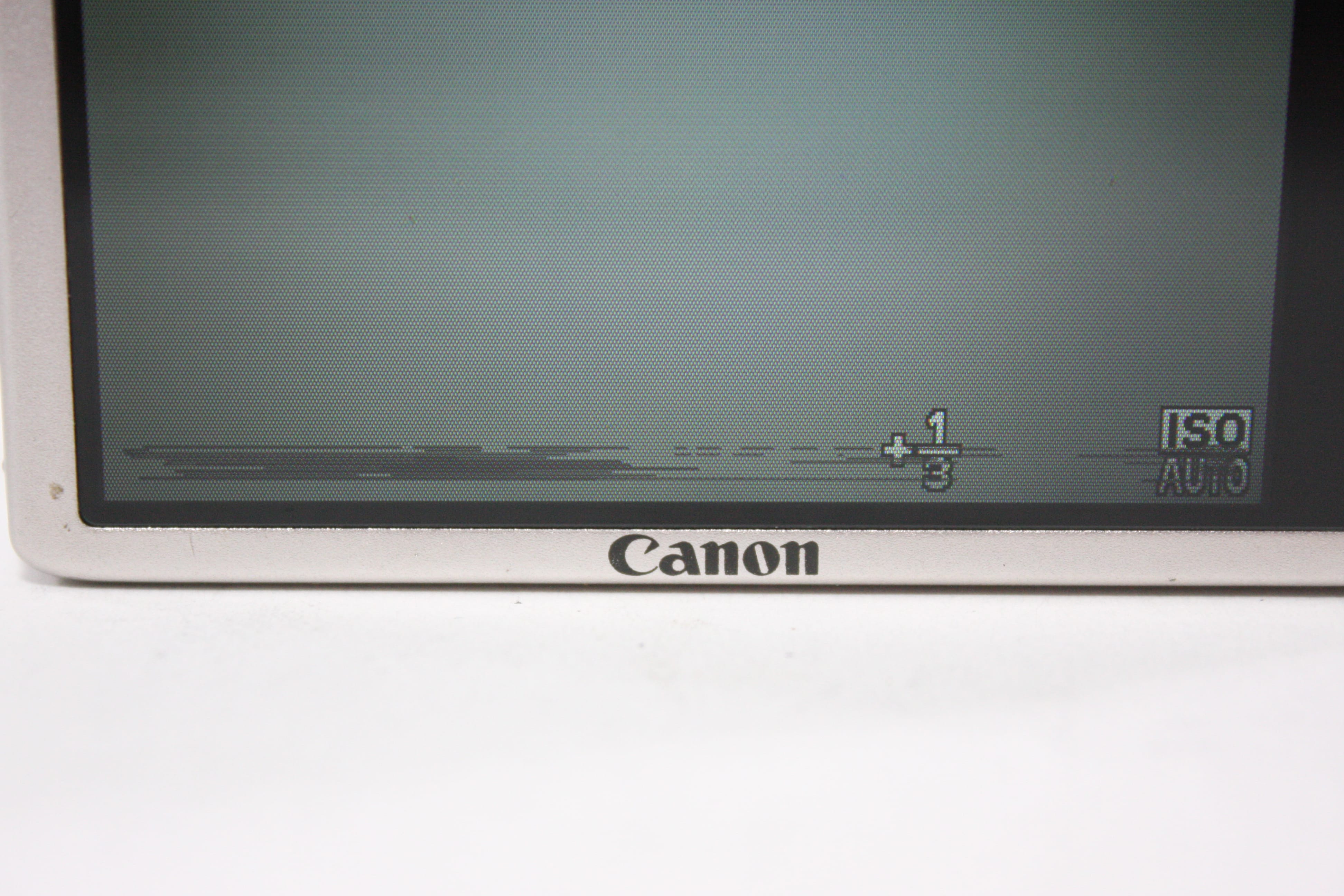 Canon PowerShot ELPH 100 HS Digital Point and Shoot Camera 4x Zoom 12.1mp (Silver)