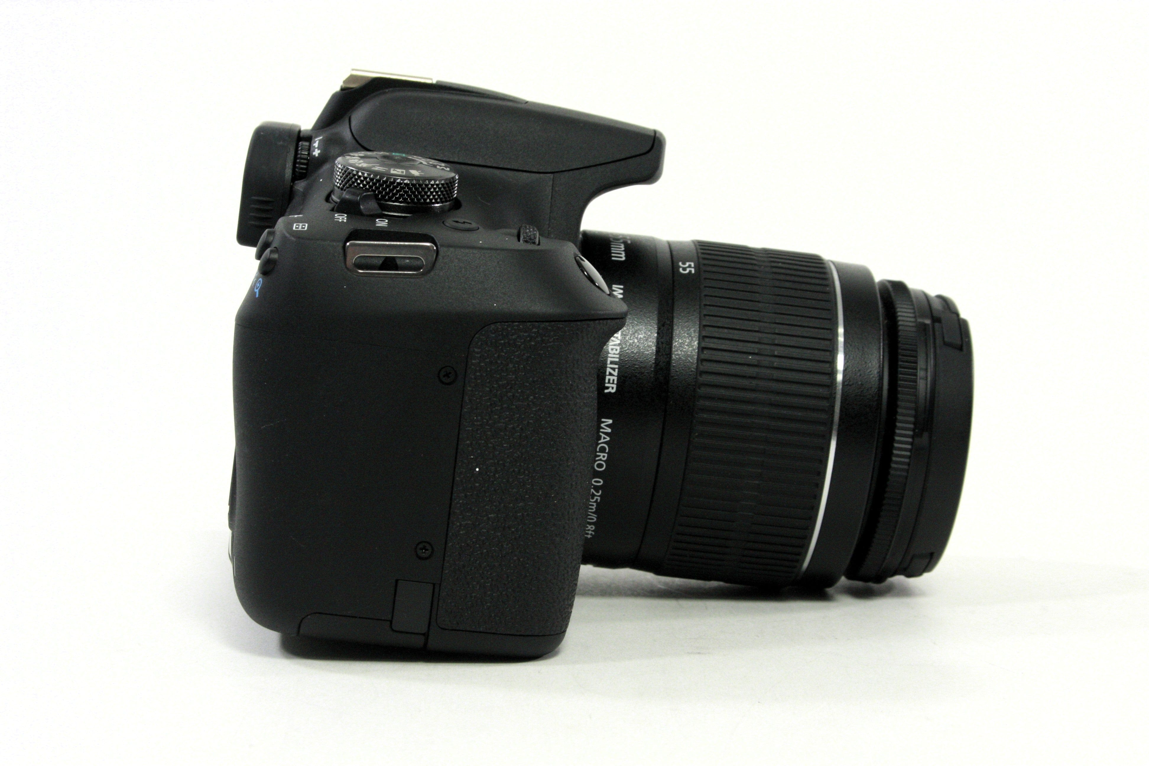 Canon Rebel T7 Digital SLR w/ 18-55mm Is II Lens - Shutter Count ONLY 64!