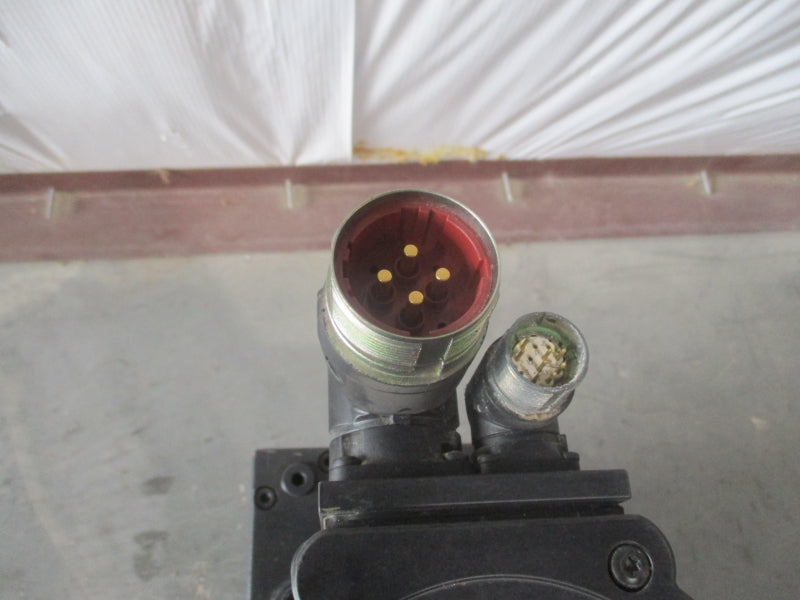 LENZE MCS14L32-RS0B0-Z0F0-ST6S00N-R0SU 275V 15.0A NSNP