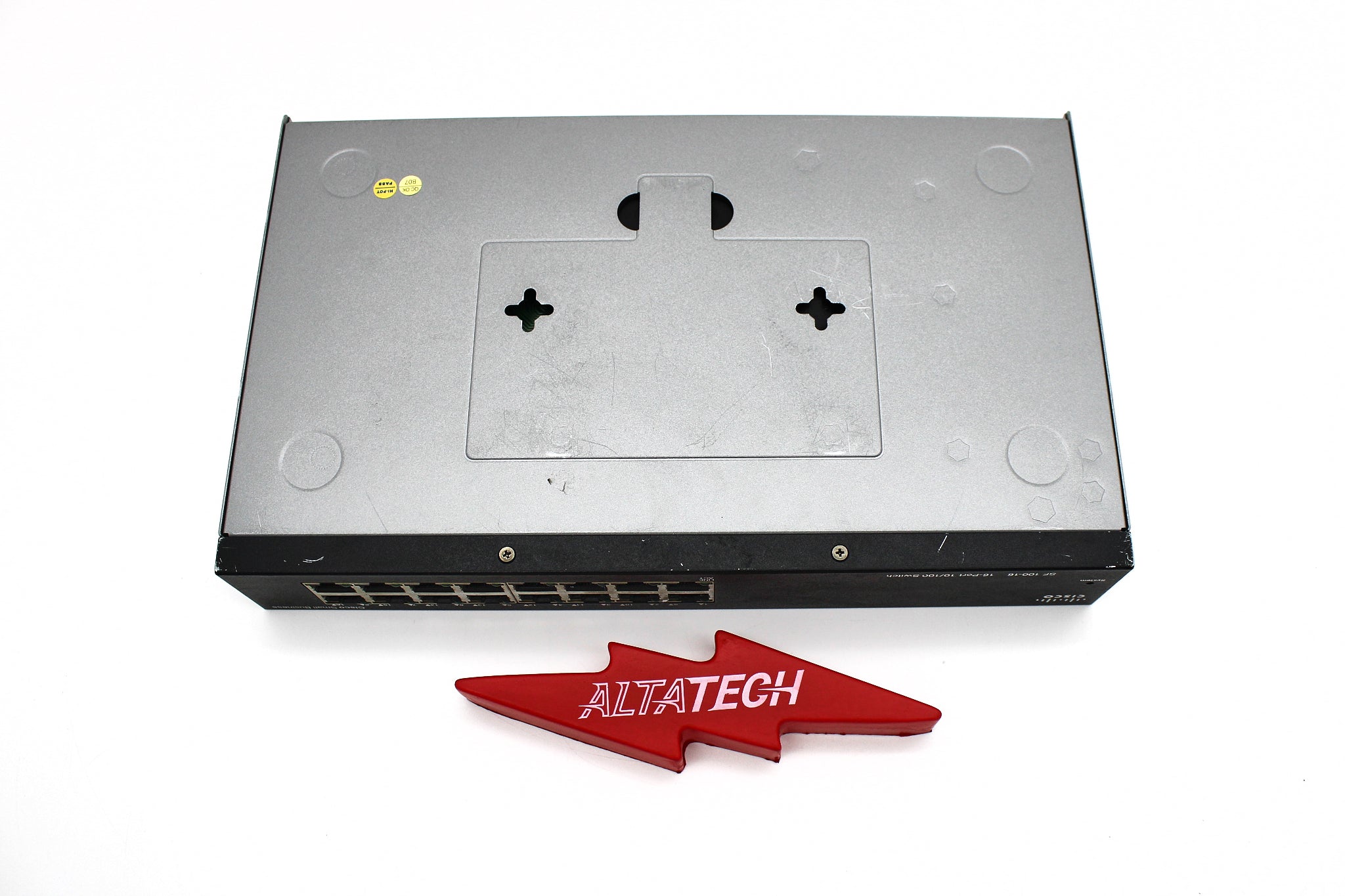 Cisco SF100-16 Small Business 16 Port Unmanaged Switch