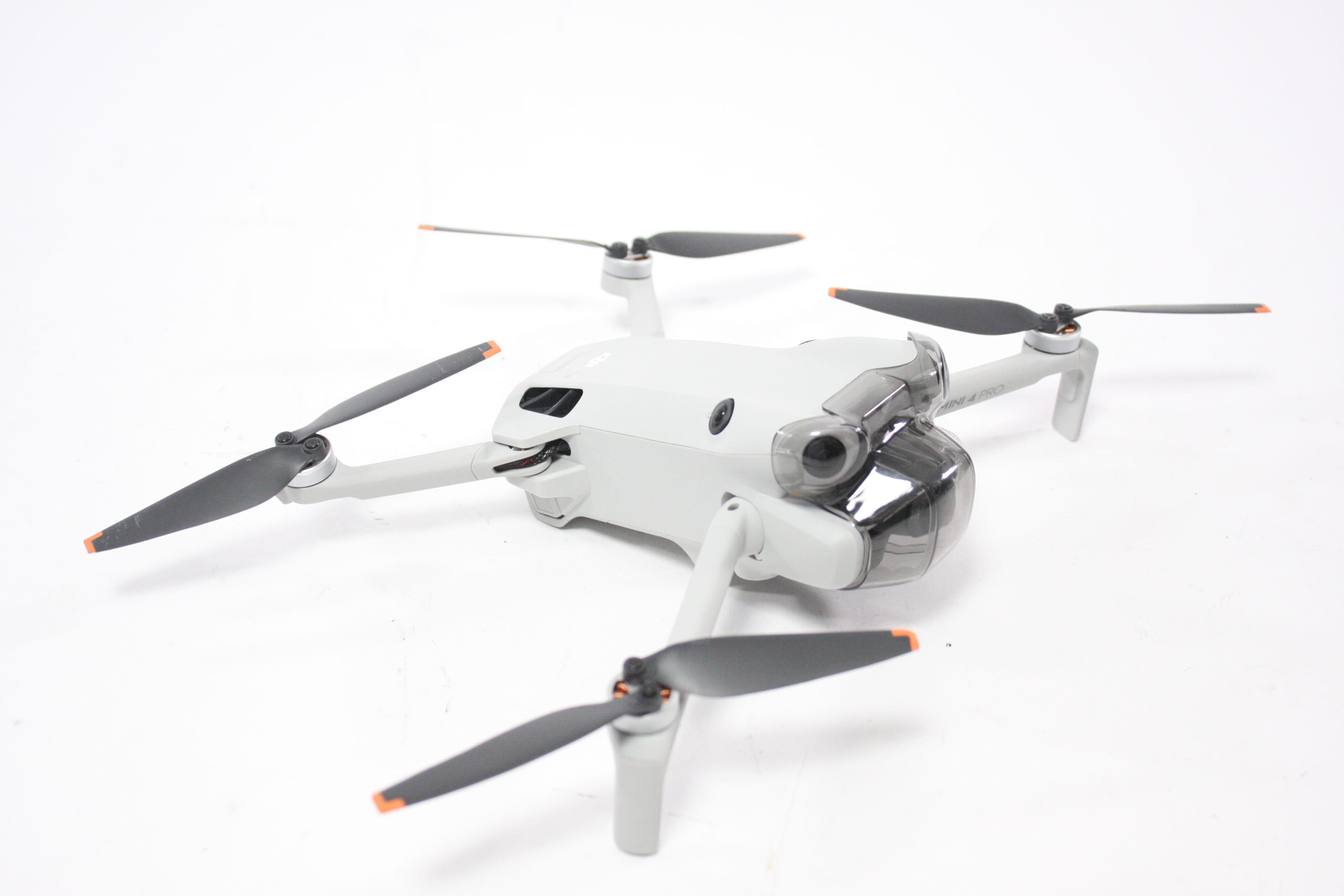 DJI Mini 4 Pro Drone with RC RC331 Remote