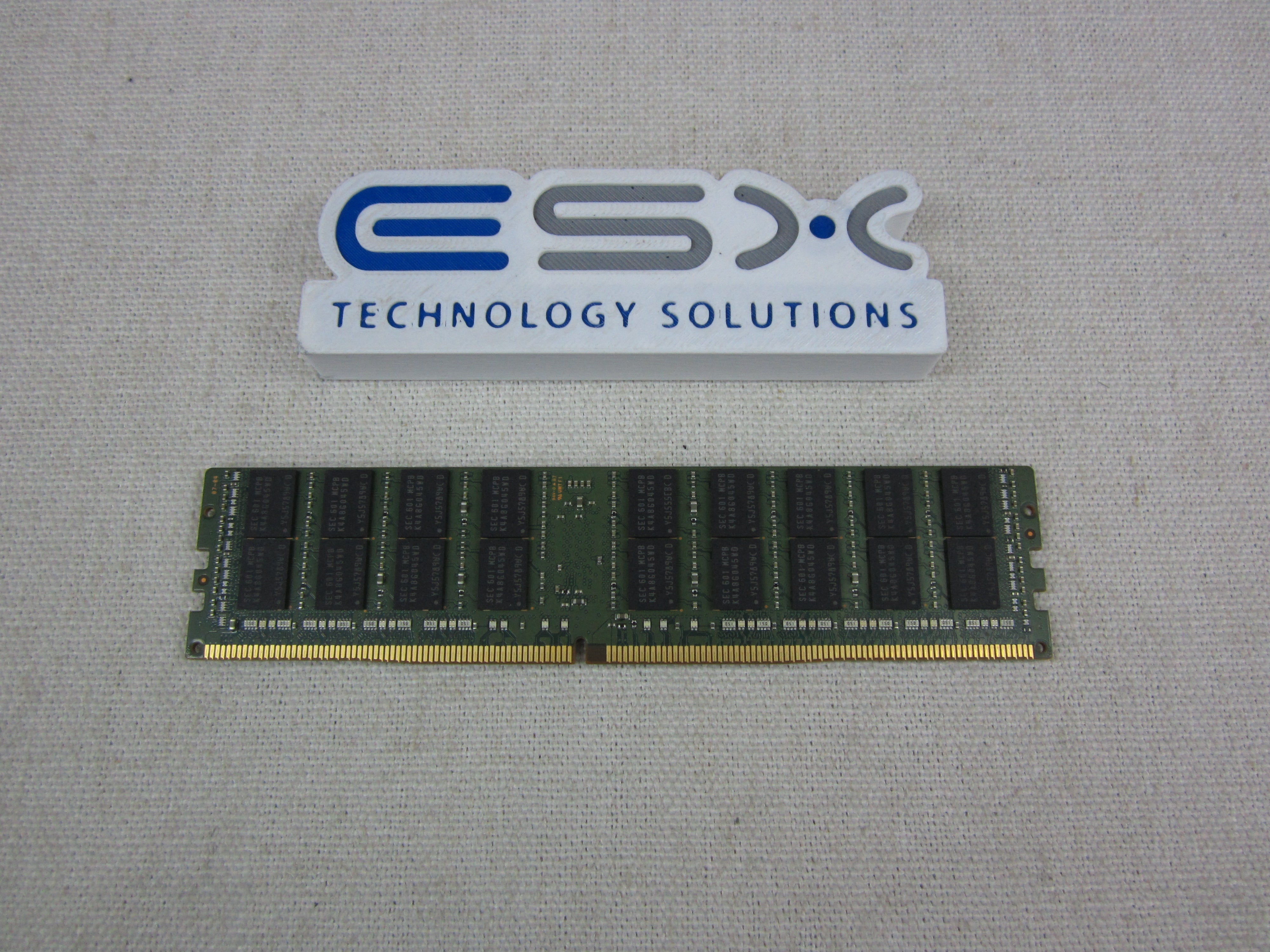 Cisco UCS-ML-1X324RZ-A 32GB 4Rx4 PC3-14900L DDR3-1866MHz Memory 15-14415-01 DIMM