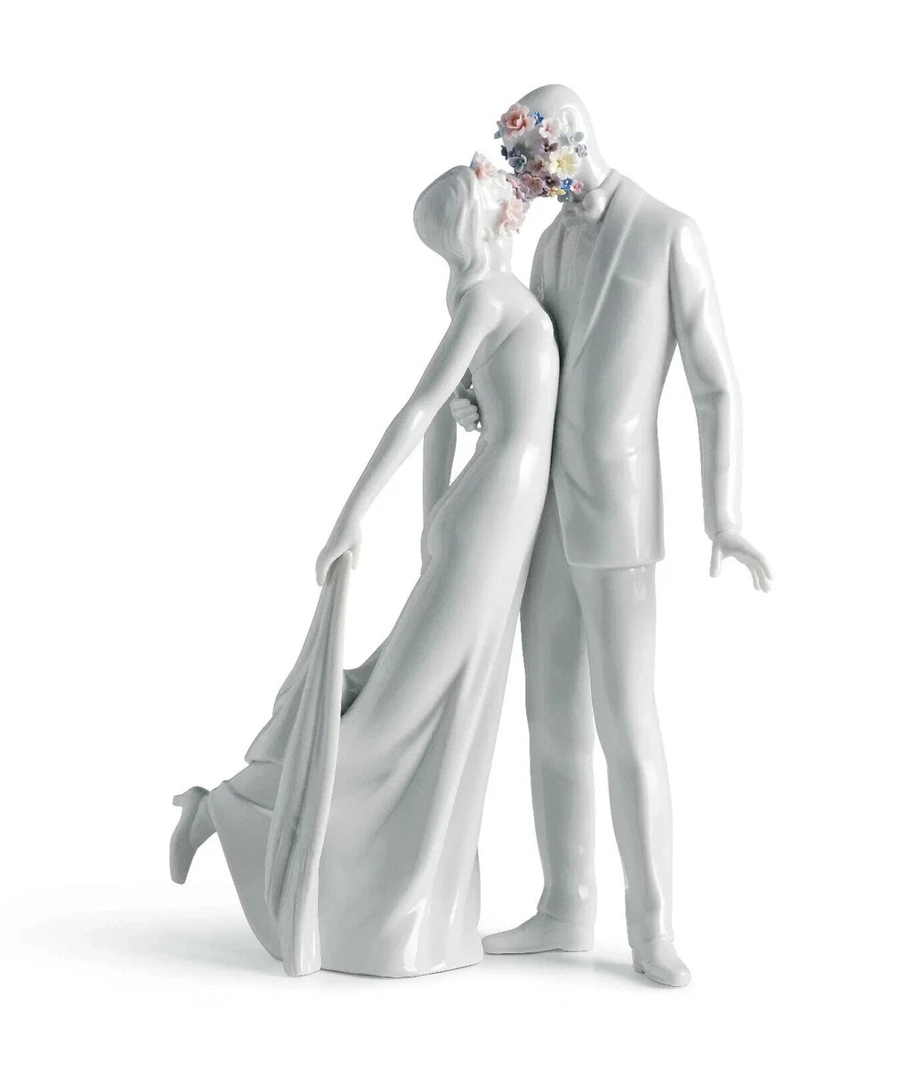 Lladro Love I (Blossoms