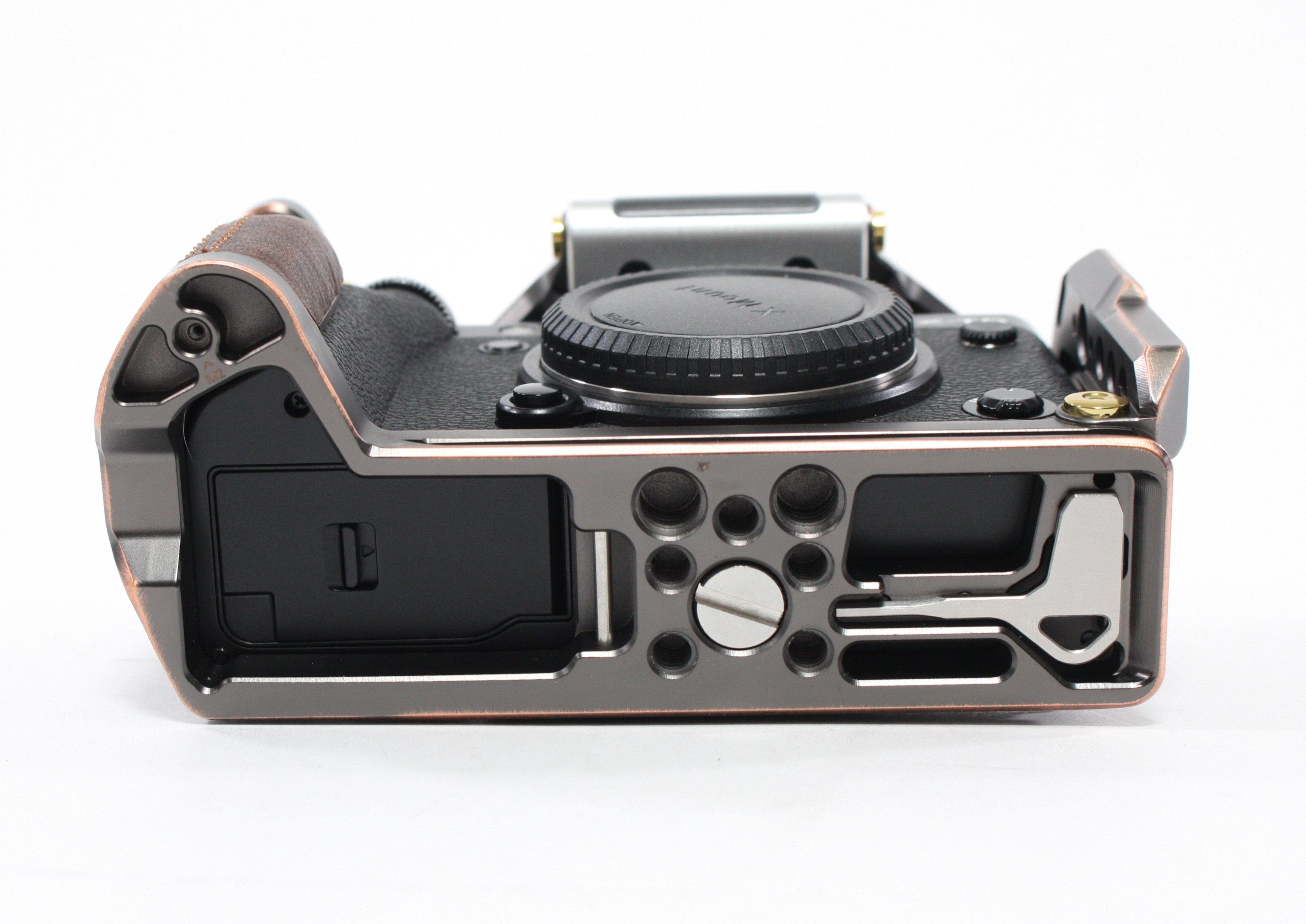 Fuji X-T5 Digital Mirrorless Camera Body with Cage Shutter Count 941