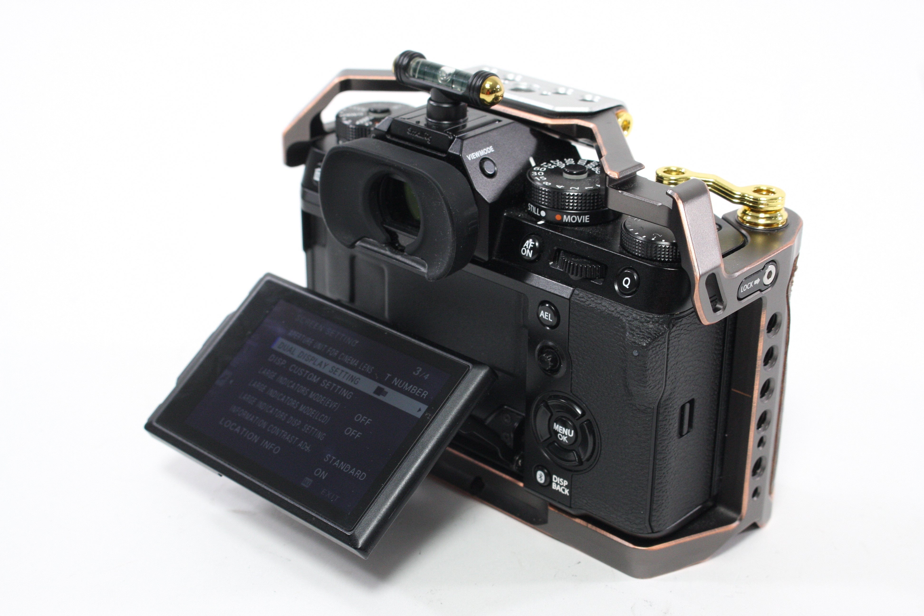 Fuji X-T5 Digital Mirrorless Camera Body with Cage Shutter Count 941