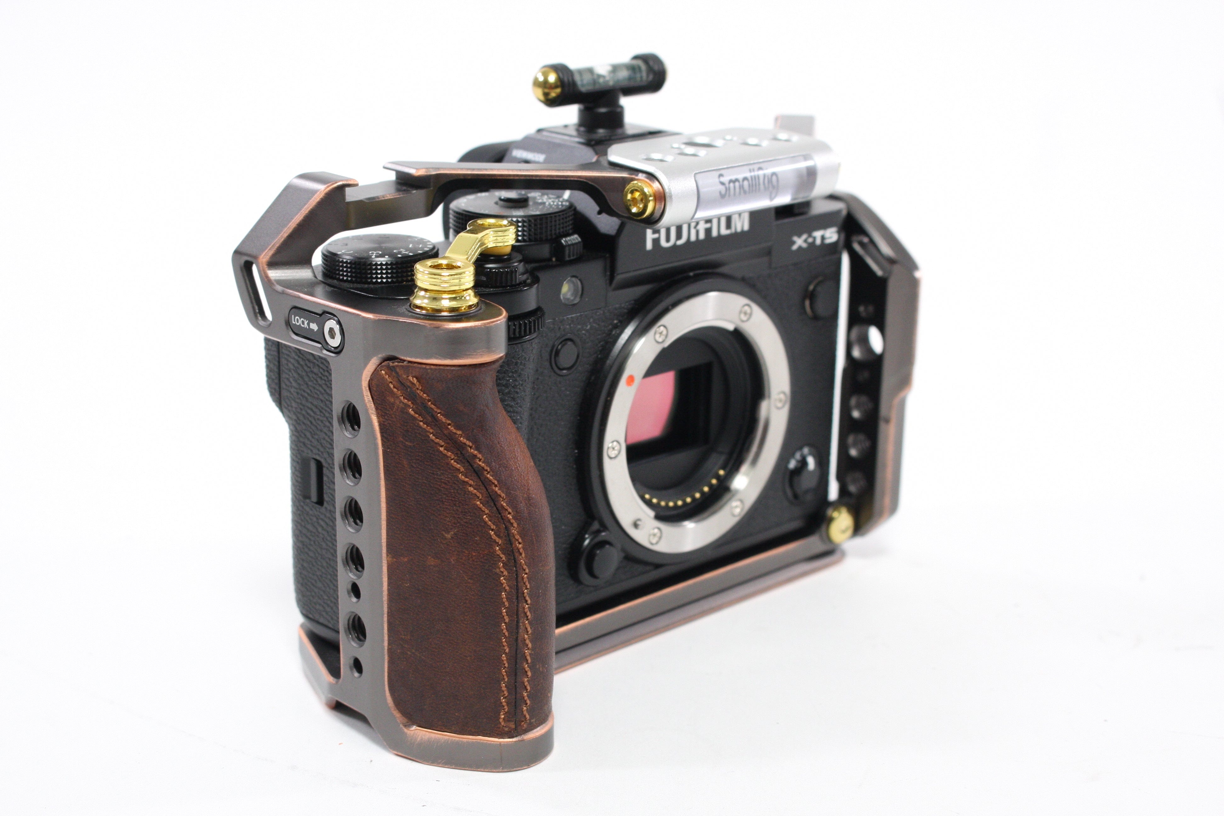 Fuji X-T5 Digital Mirrorless Camera Body with Cage Shutter Count 941