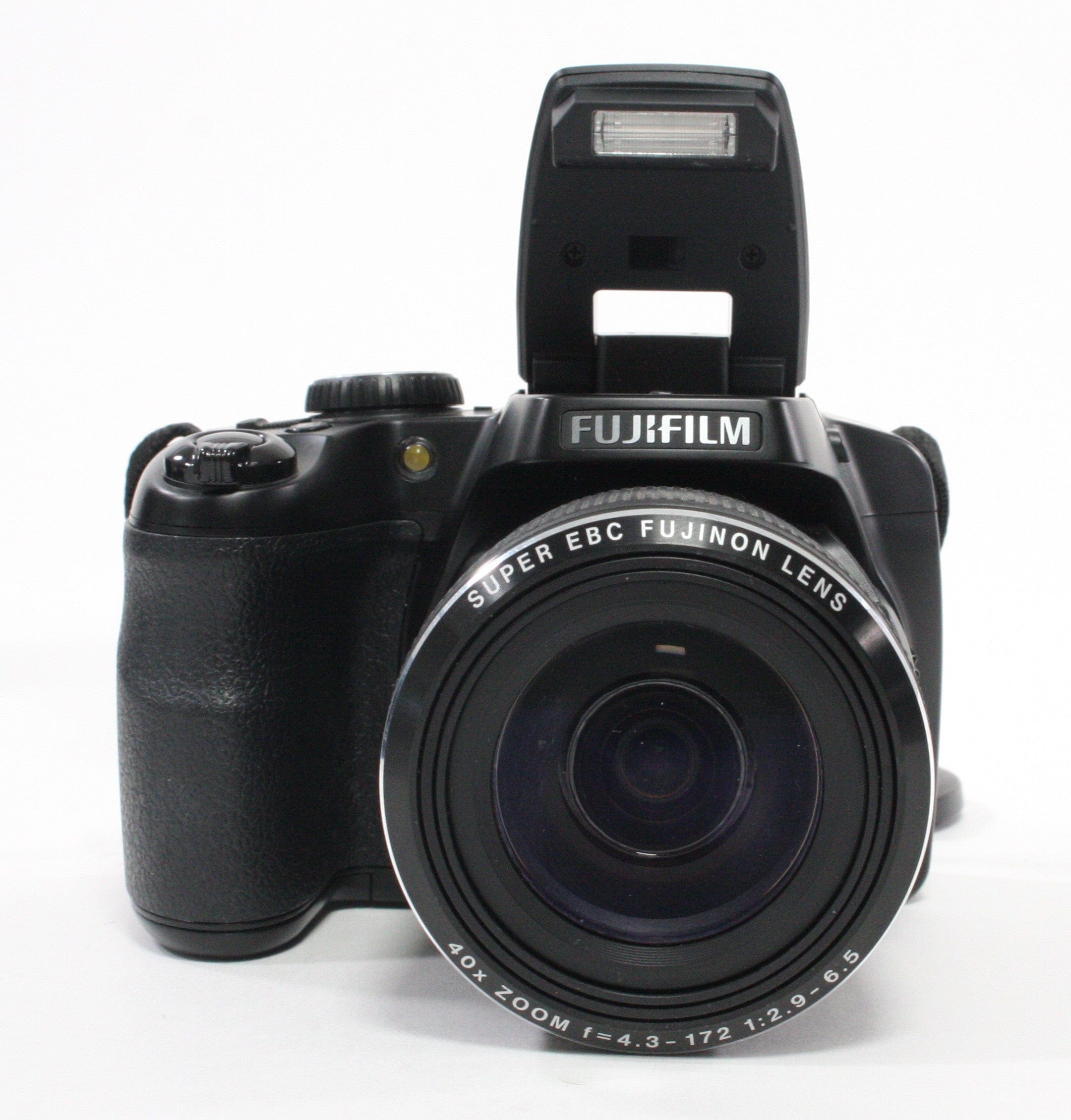 Fujifilm FinePix S8200 Digital Camera (incl case)