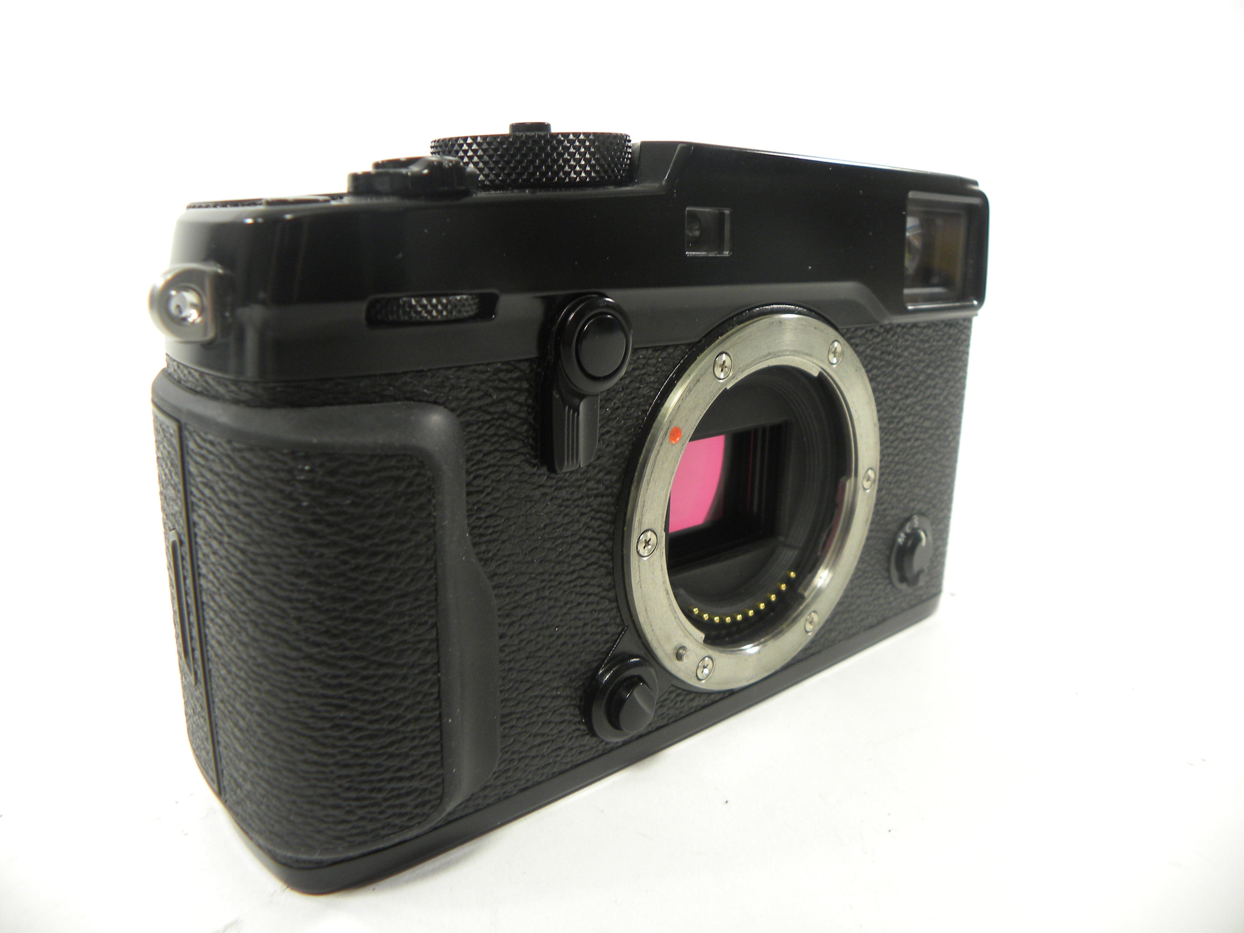 Fujifilm X-Pro 2 24.3mp Digital Mirrorless Camera Body Only S/C 30