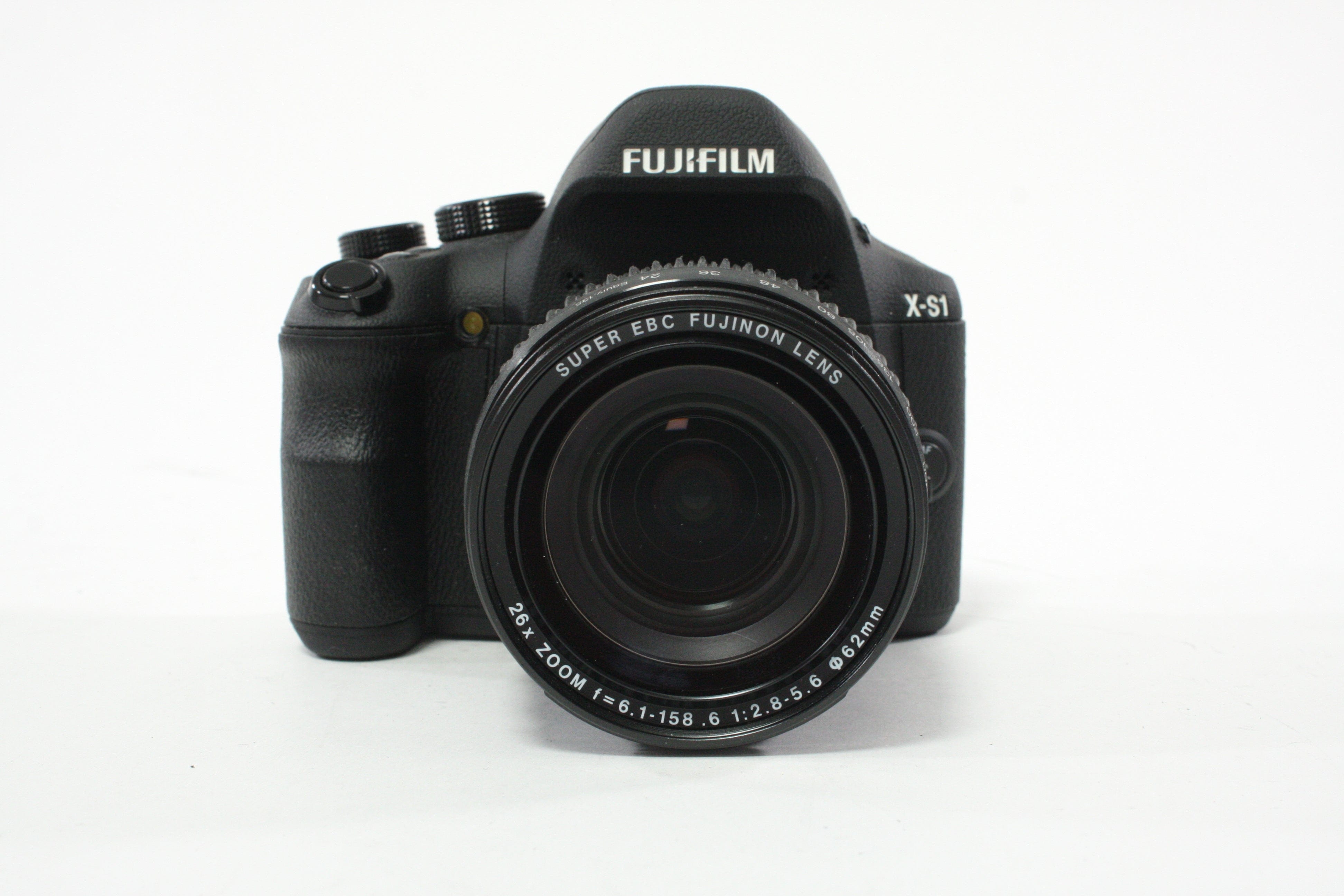 Fujifilm X-S1 Digital Camera with Super EBC 26x Zoom Lens 12.0mp