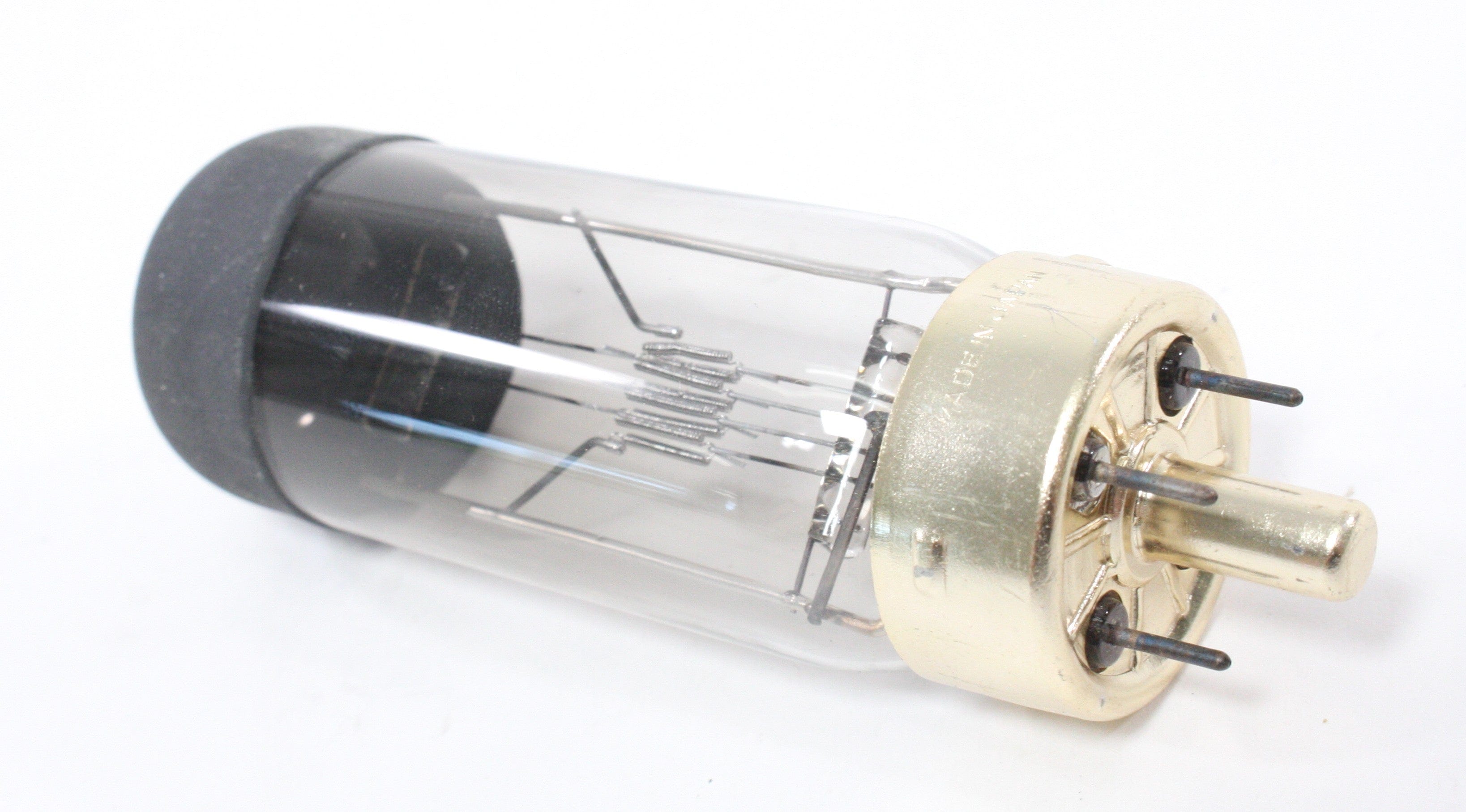 GE DAK 500W 120V Projector Lamp