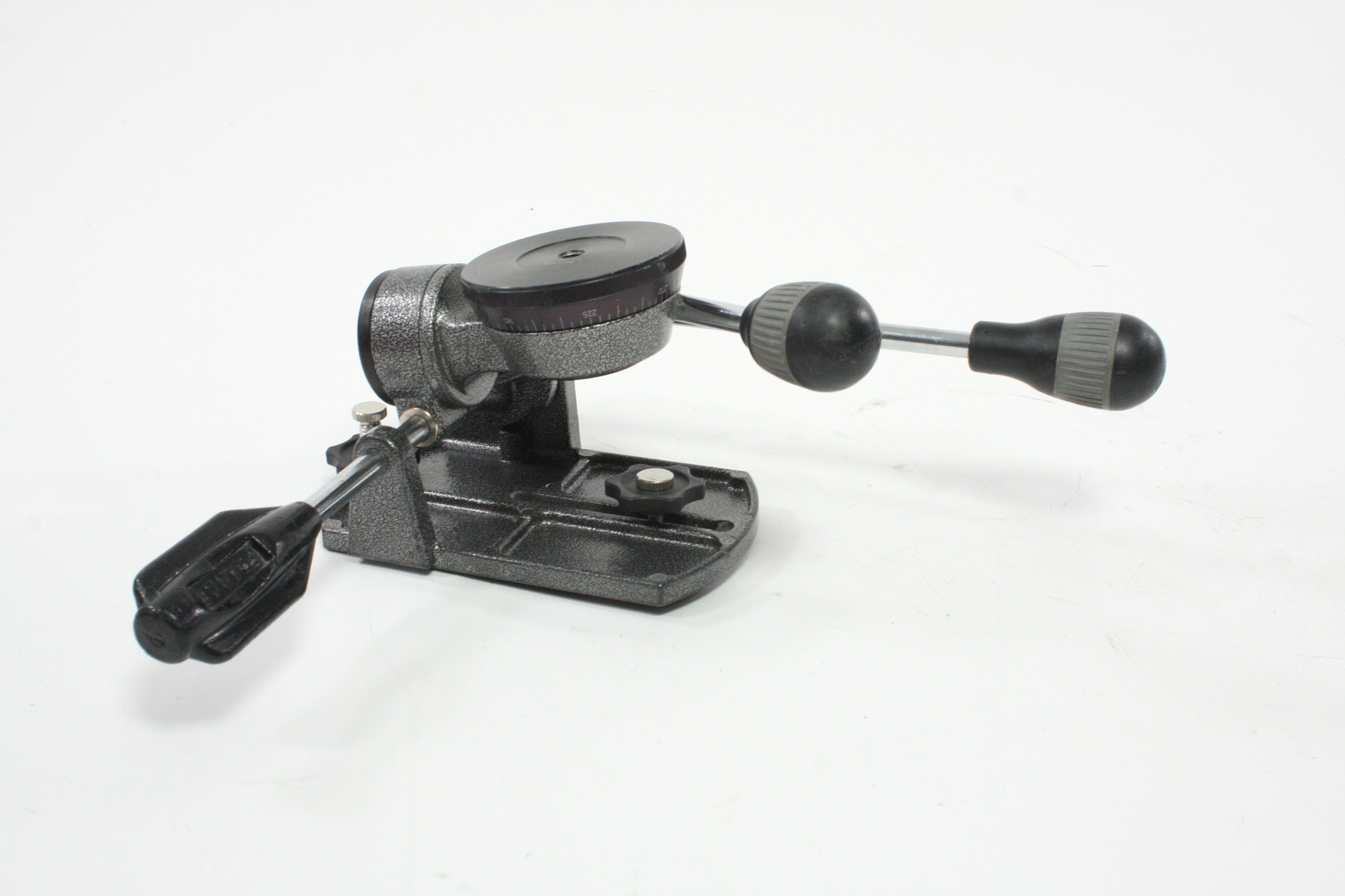 Gitzo G1570M Pan Tilt Head