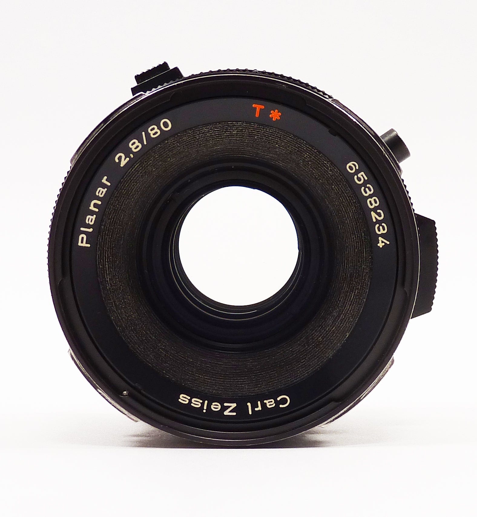 Hasselblad 500C/M Black with Planar 80mm f2.8 CF Lens-A12 Back and Chimney Finder