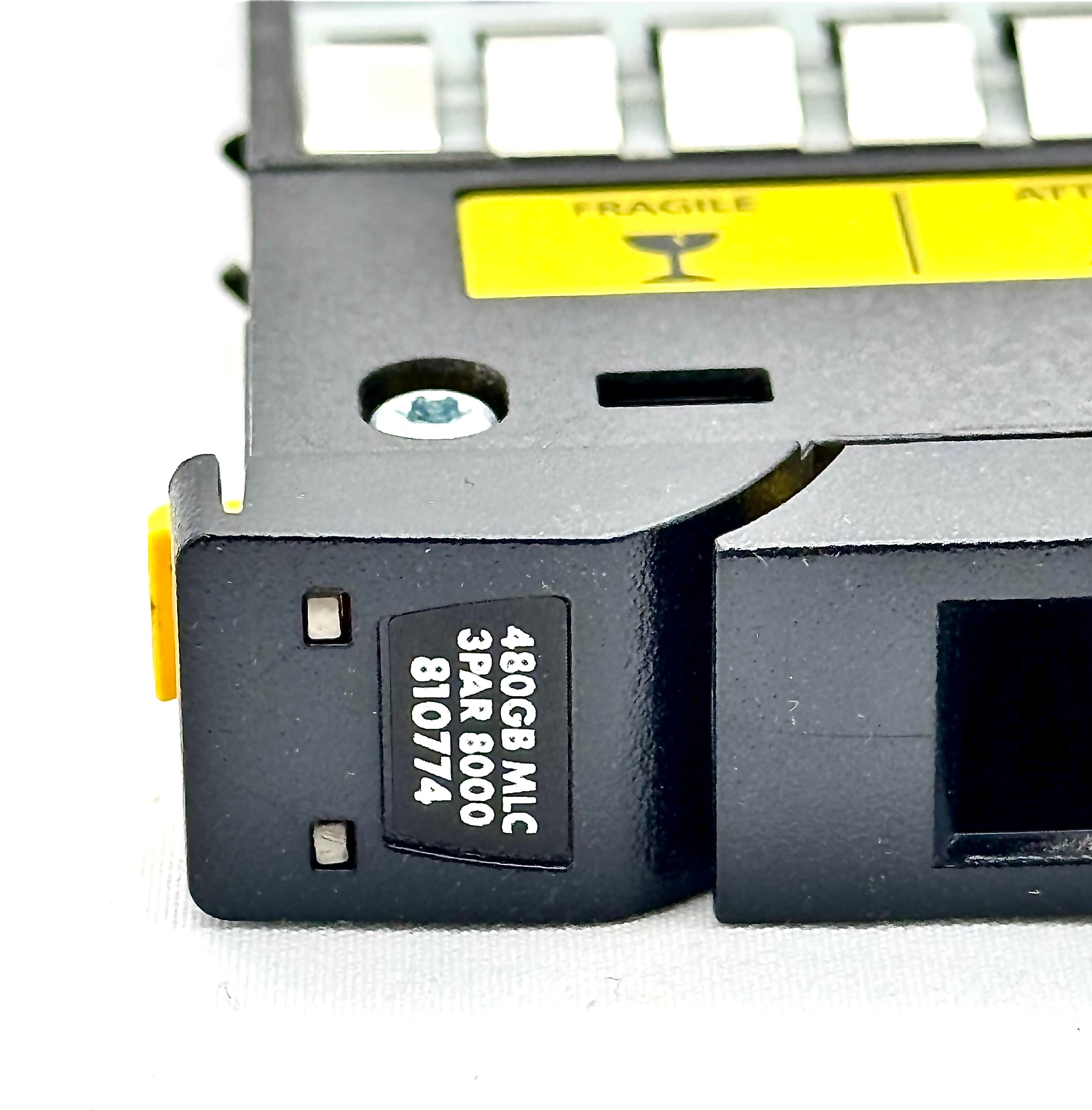 HP 810774-001 3PAR 8000 480GB SAS SSD