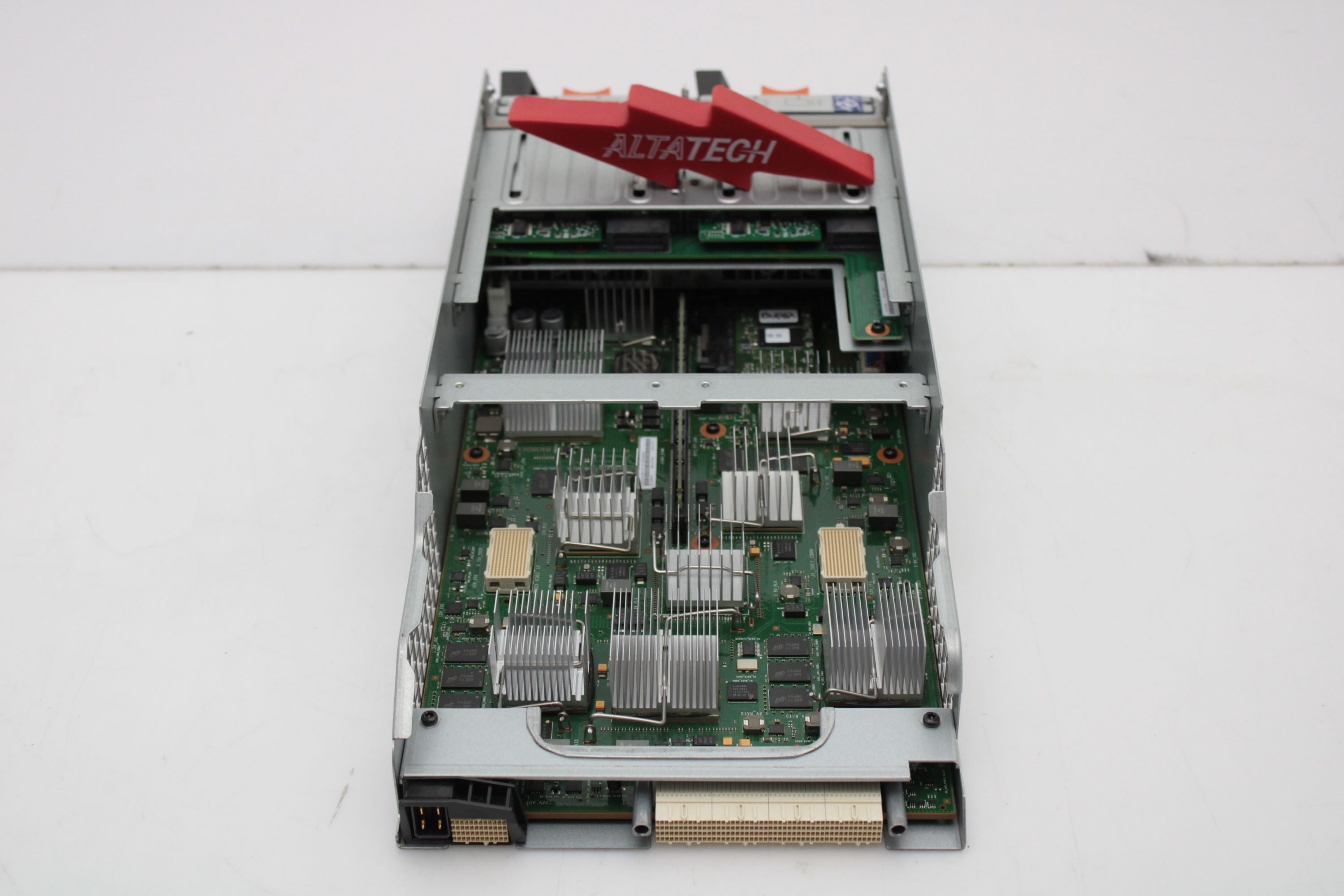 IBM 01EK070 9843-AE2 FLASHSYSTEM CANNISTER