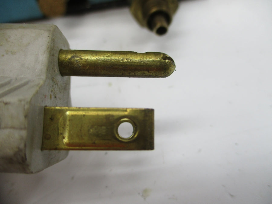 PLATO V-581 (AS PICTURED) UNMP