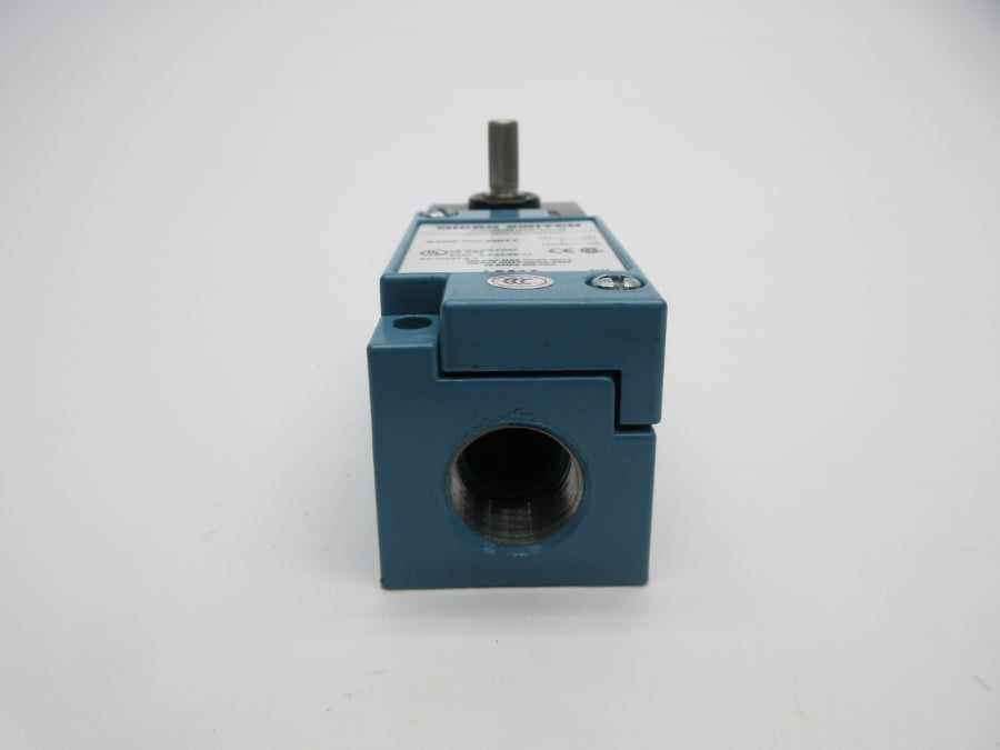 MICRO SWITCH LSA1A 600VAC 10A NSNP