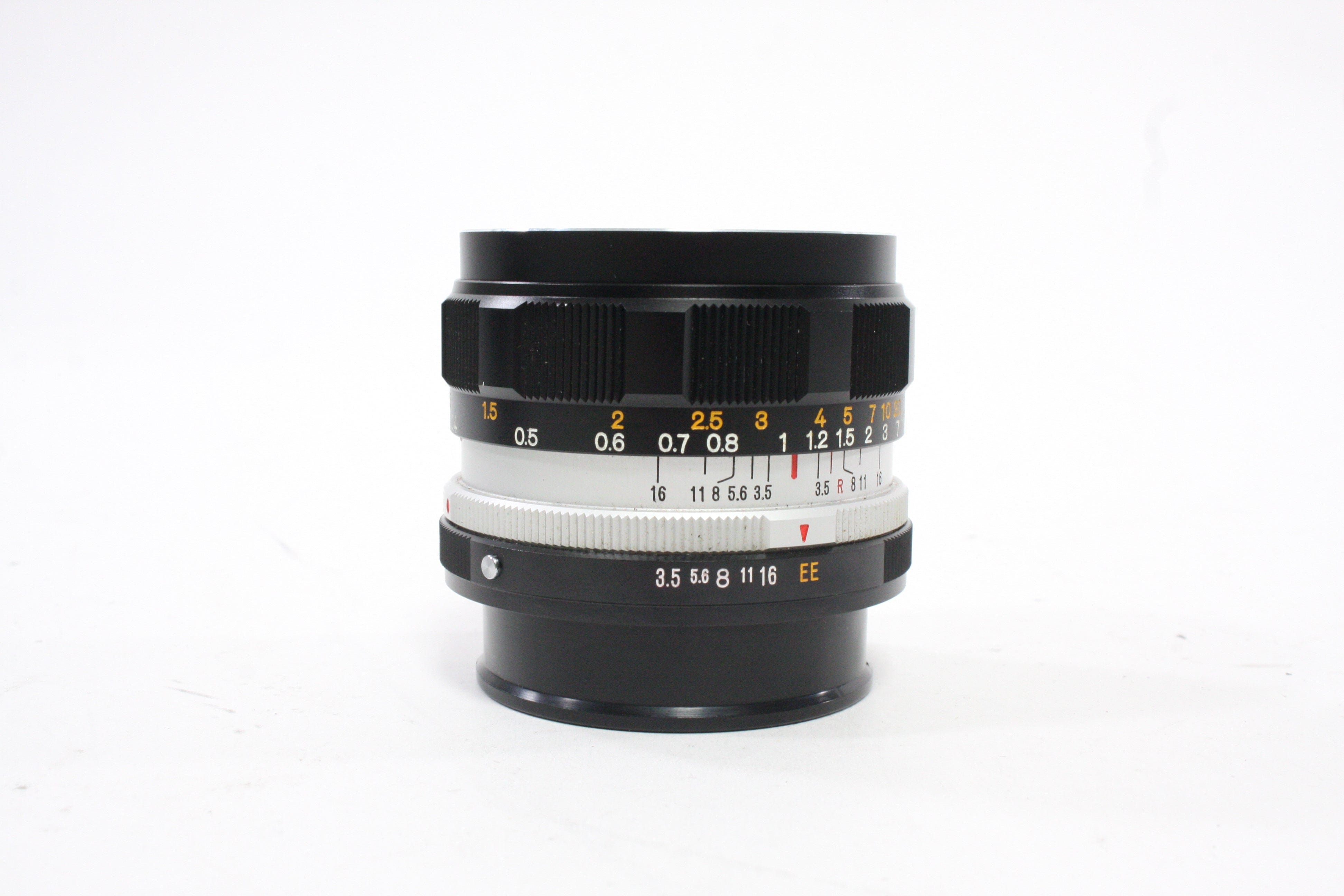 Konica 28mm f/3.5 Lens for Konica AR Mount